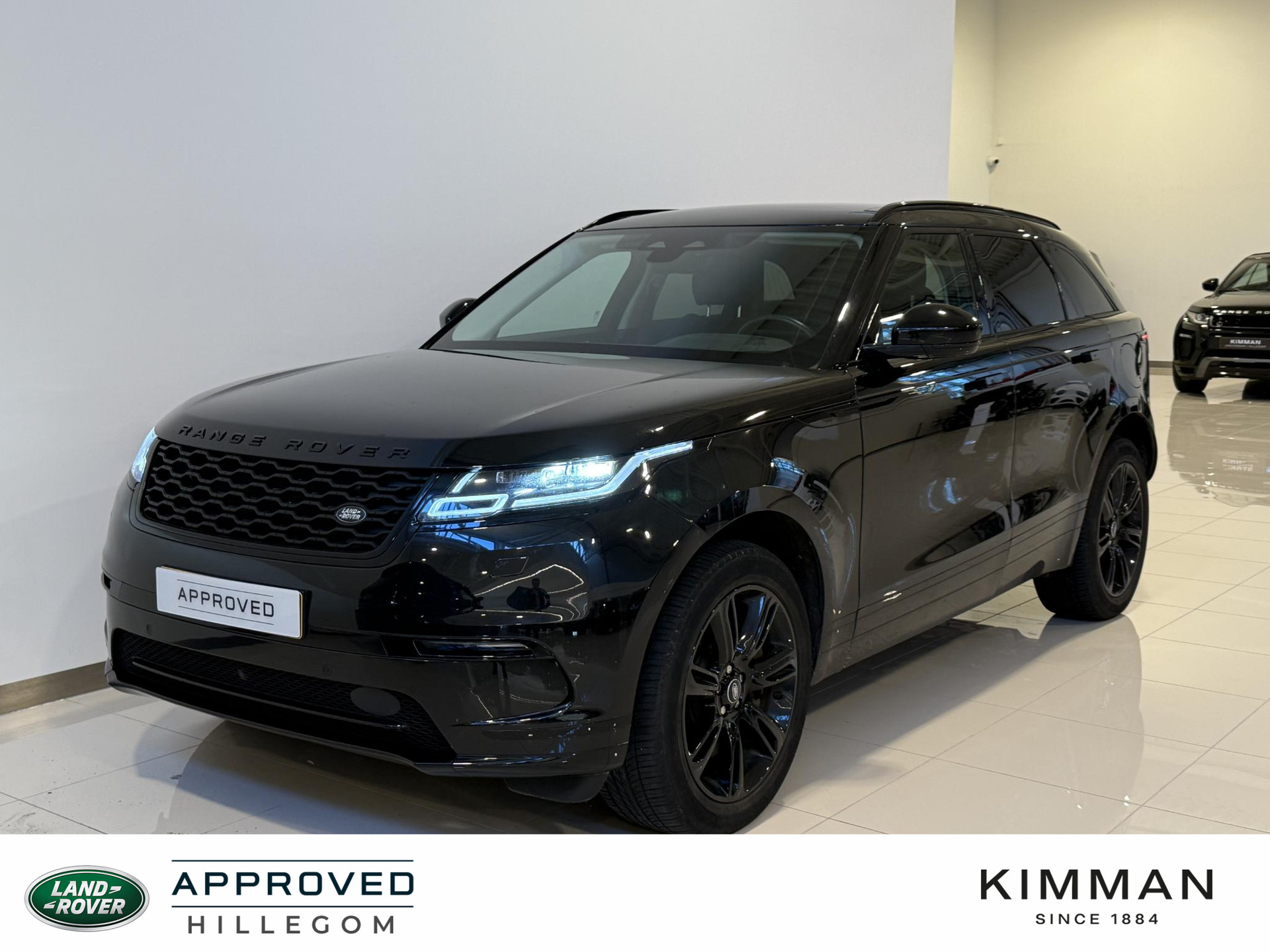 Land Rover Range Rover Velar 2.0 P400e SE | Schuif/Kanteldak | Black Pack | 20 inch Gloss Black | Cold Climate Pack