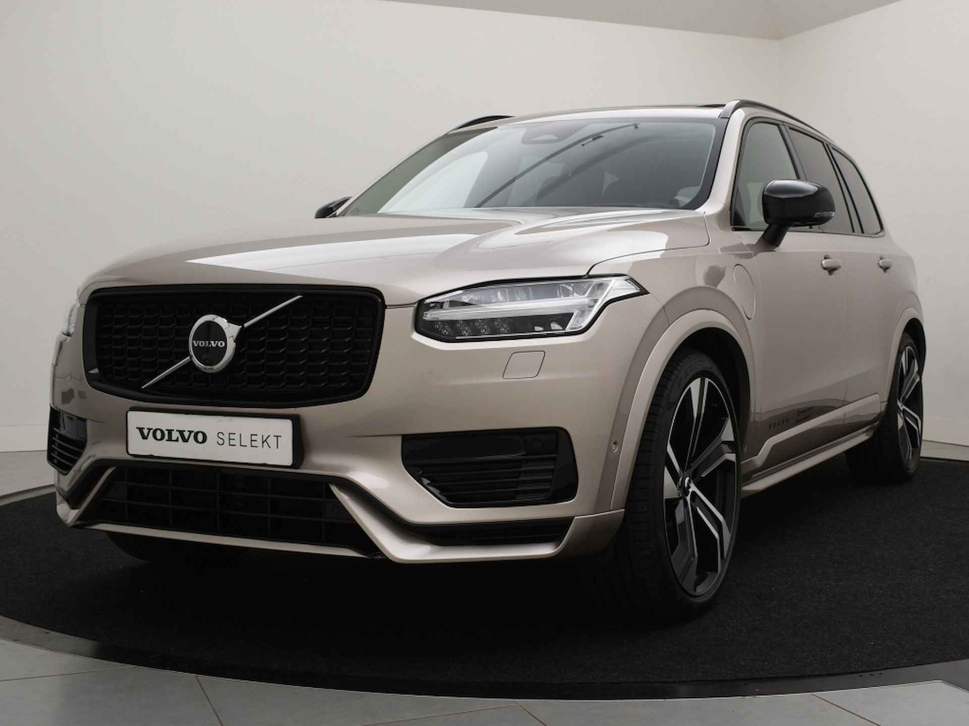 Volvo XC90 T8 PLUG-IN HYBRID LONG RANGE ULTIMATE DARK 22INCH LUCHTVERING B& - 2/46