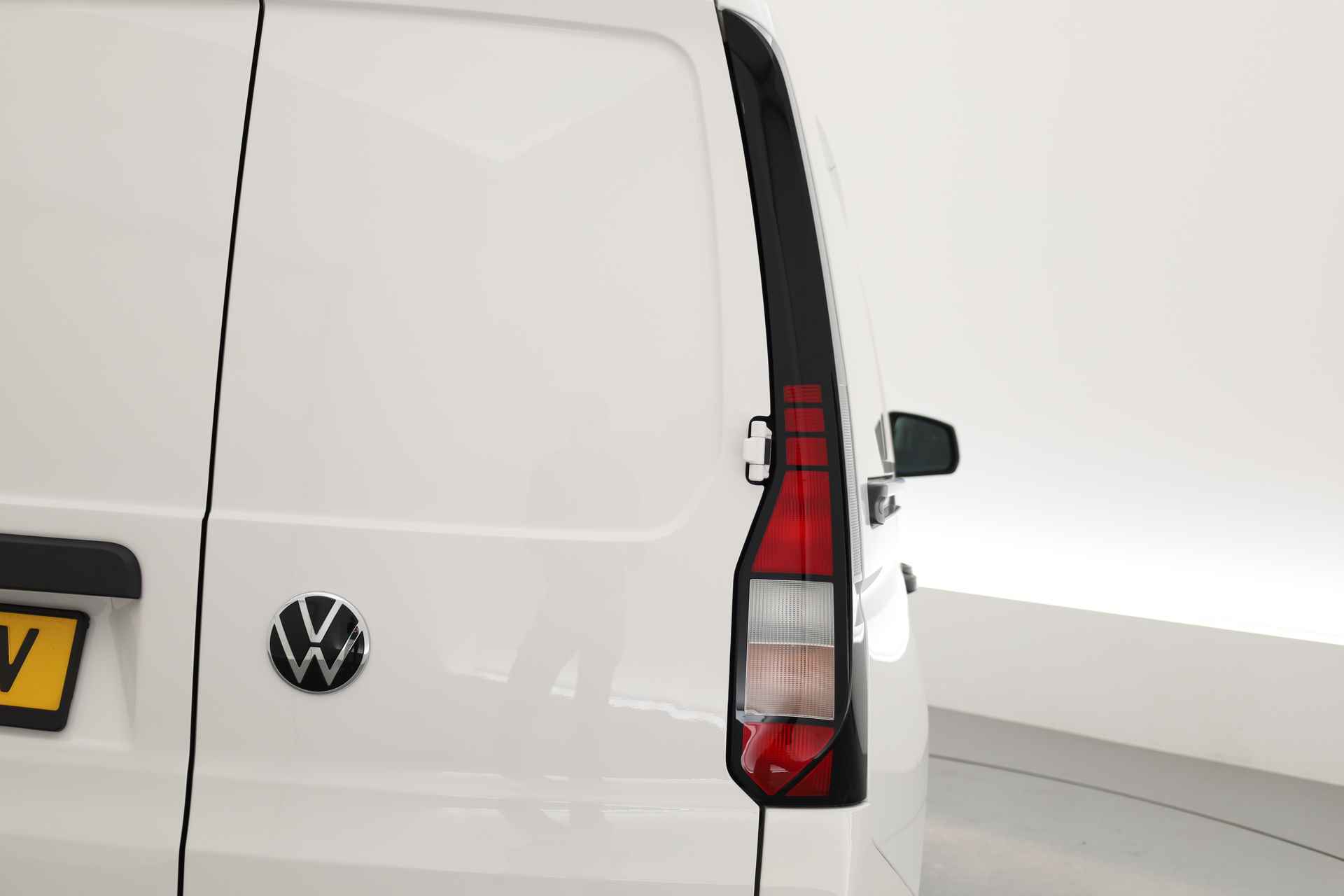 Volkswagen Caddy Cargo 2.0 TDI Comfort | Navi by App | Cruise | Airco | Betimmering - 25/25