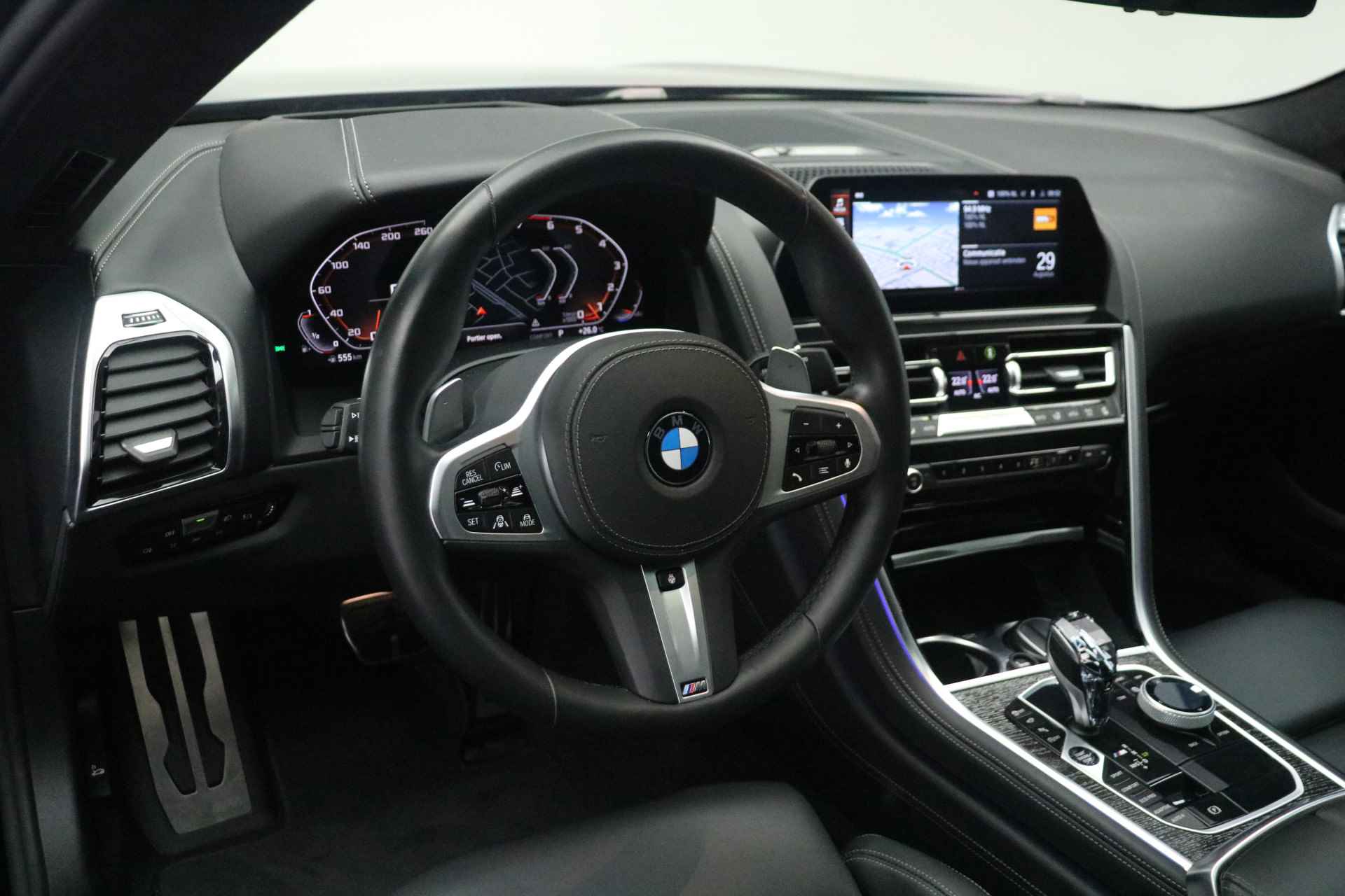 BMW 8 Serie Gran Coupé M850i xDrive High Executive Automaat / Panoramadak / Adaptief M Onderstel Professional / Laserlicht / Bowers & Wilkins / M Sportstoelen / Soft Close / Night Vision - 29/37