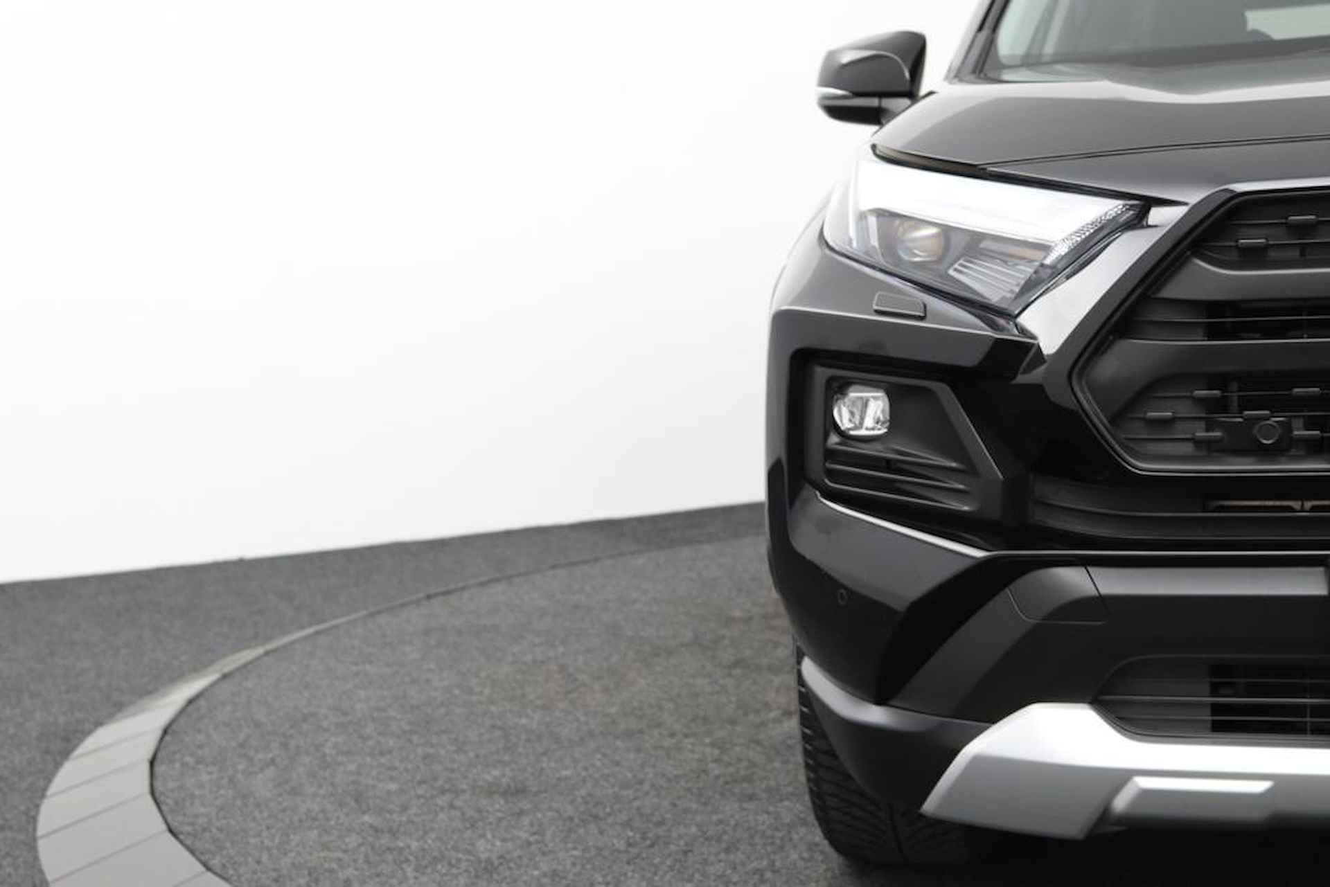 Toyota rav4 2.5 Hybride Adventure AWD | Stuur en stoelverwarming | Electrische achterklep | Apple carplay Android auto | Vierseizoenen banden| - 33/45