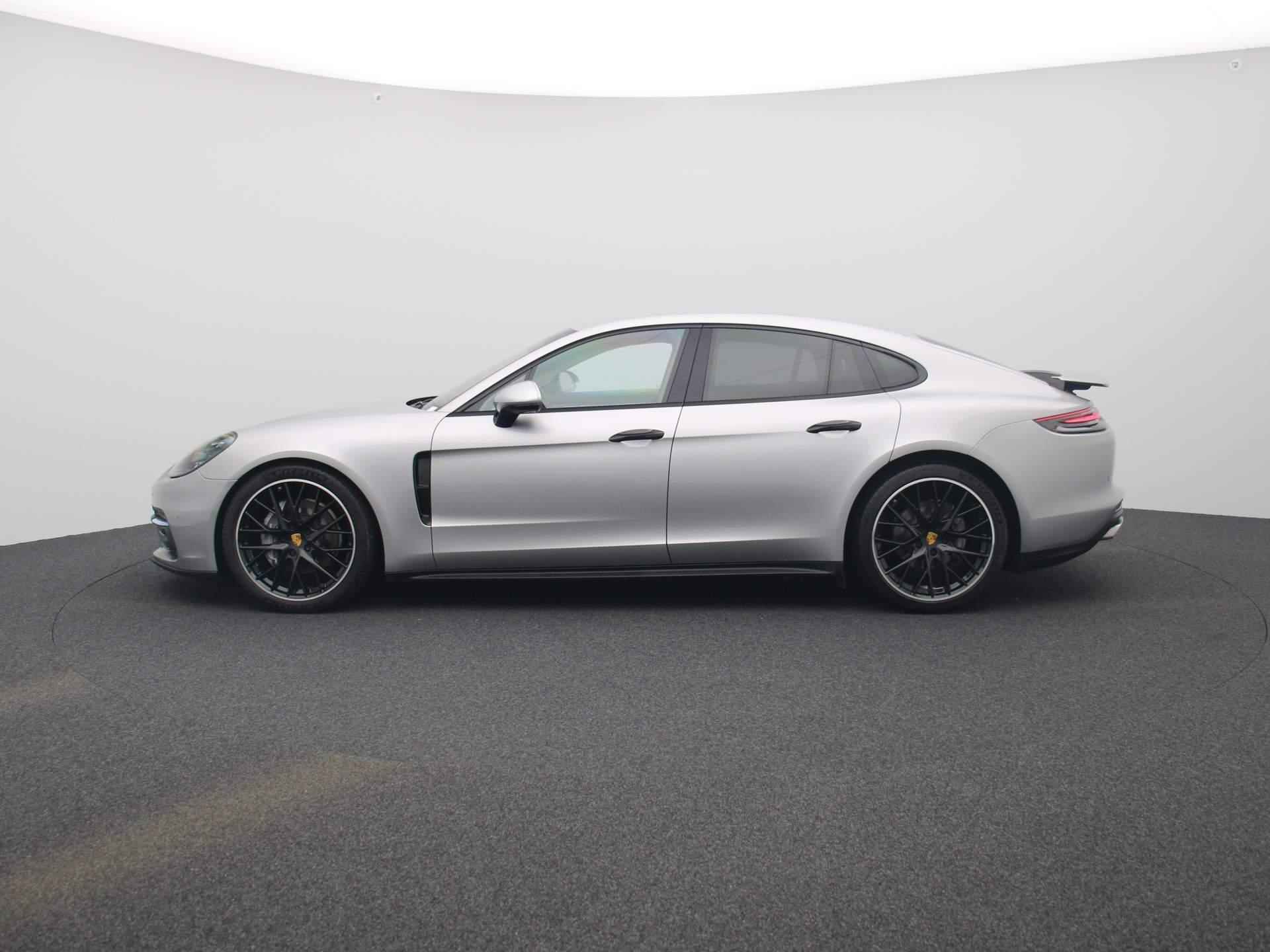 Porsche Panamera 3.0 4 | ACHTERUITRIJCAMERA | BOSE | NAVIGATIE | STOELVERWARMING | ADAPTIEVE CRUISE CONTROL | ELEKTRISCH BEDIENBARE ACHTERKLEP | ELEKTRISCHE VOORSTOELEN | LEDEREN STOELEN | CLIMATE CONTROL | PARKEERSENSOREN VOOR + ACHTER | LED | - 4/54