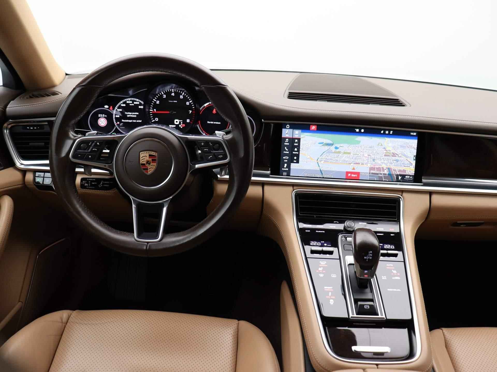 Porsche Panamera 3.0 4 | ACHTERUITRIJCAMERA | BOSE | NAVIGATIE | STOELVERWARMING | ADAPTIEVE CRUISE CONTROL | ELEKTRISCH BEDIENBARE ACHTERKLEP | ELEKTRISCHE VOORSTOELEN | LEDEREN STOELEN | CLIMATE CONTROL | PARKEERSENSOREN VOOR + ACHTER | LED | - 7/54