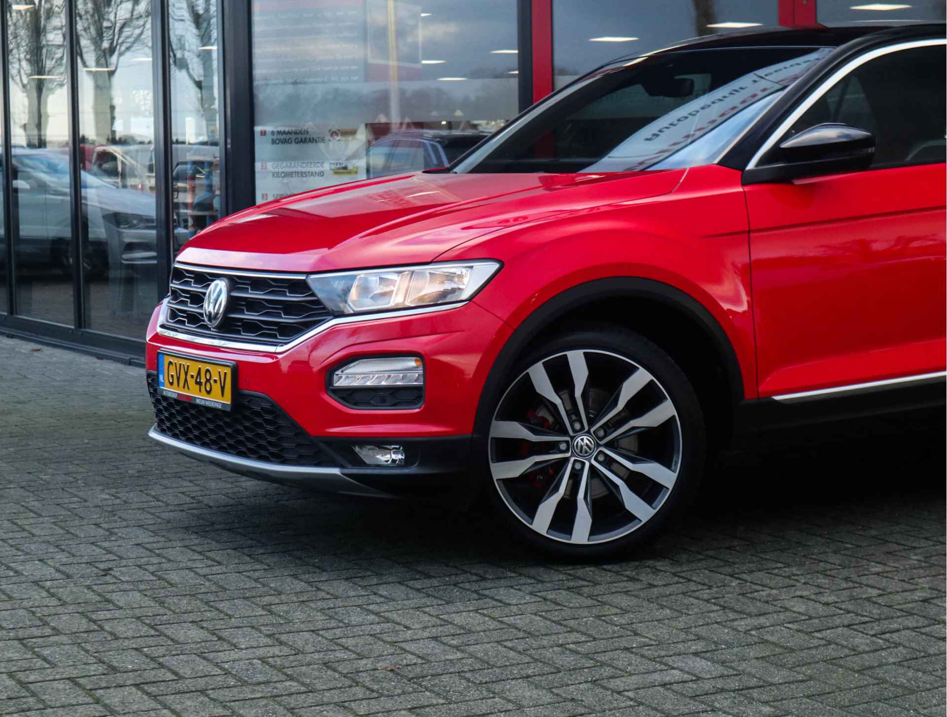 Volkswagen T-Roc 2.0 TSI 4Motion App-Navi/Clima/Virtual/Half-Leder/PDC/Suzuka's/4X4 - 6/30