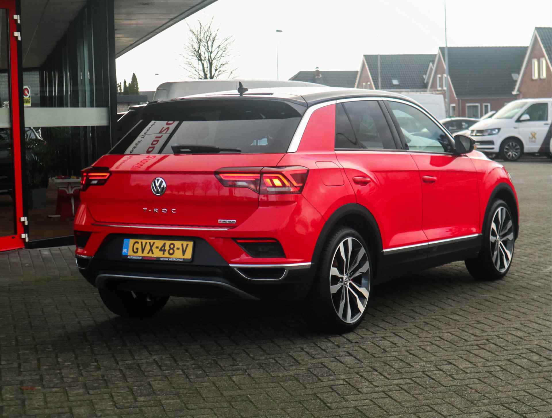 Volkswagen T-Roc 2.0 TSI 4Motion App-Navi/Clima/Virtual/Half-Leder/PDC/Suzuka's/4X4 - 24/30