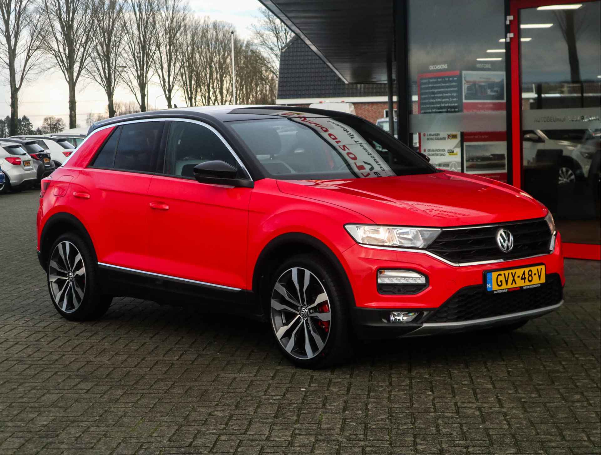 Volkswagen T-Roc 2.0 TSI 4Motion App-Navi/Clima/Virtual/Half-Leder/PDC/Suzuka's/4X4 - 25/30