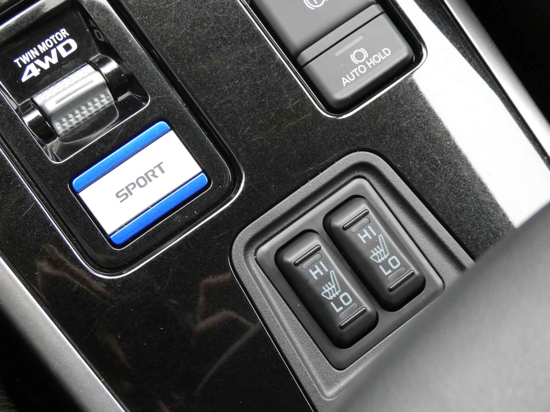 Mitsubishi Outlander 2.4 PHEV Pure+ Automaat! | Camera | Stoelverwarming | Parkeersensoren - 40/61