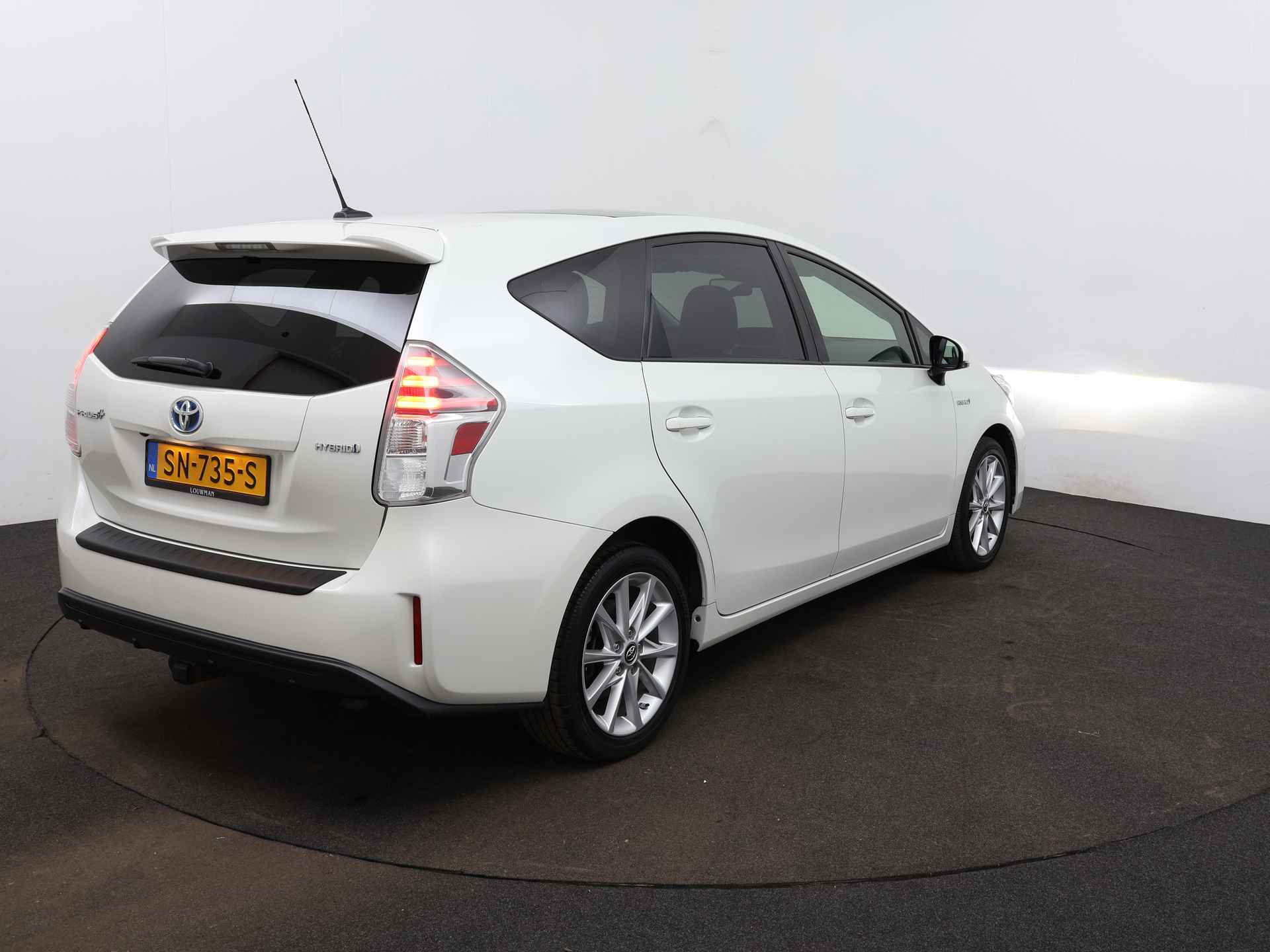 Toyota Prius+ 1.8 Executive | Navigatie | Leder | Panoramadak | - 17/42