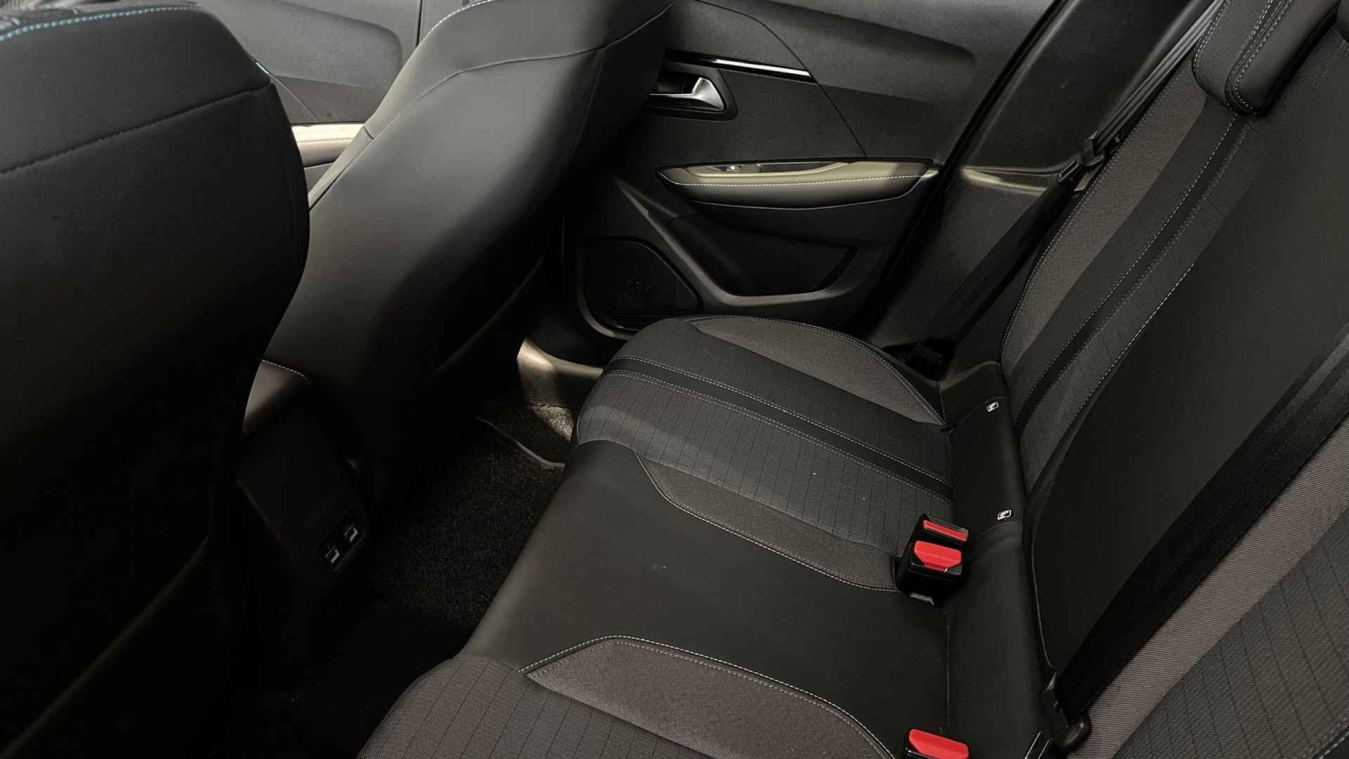 Peugeot 208 1.2 PureTech Allure | Camera | Navigatie | Apple Carplay/Android Auto - 17/31