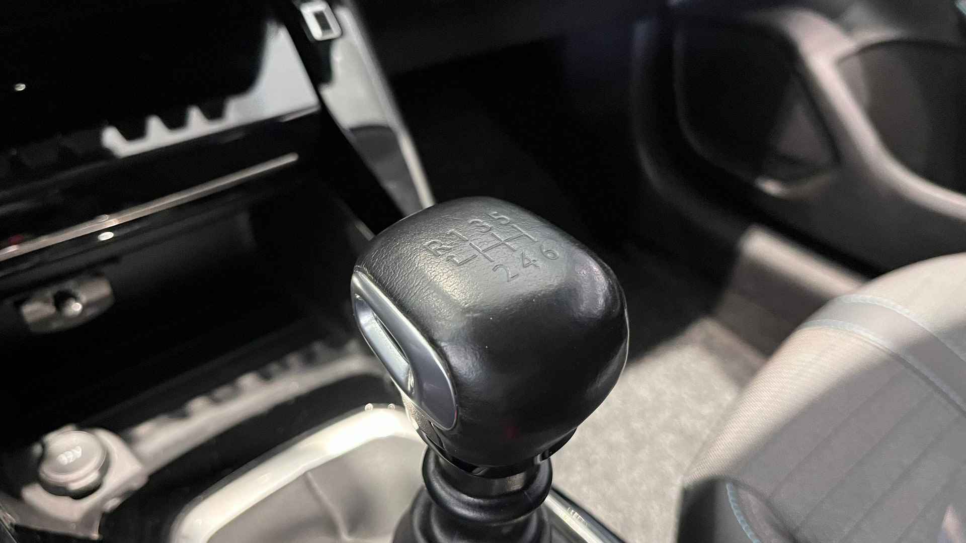 Peugeot 208 1.2 PureTech Allure | Camera | Navigatie | Apple Carplay/Android Auto - 9/31