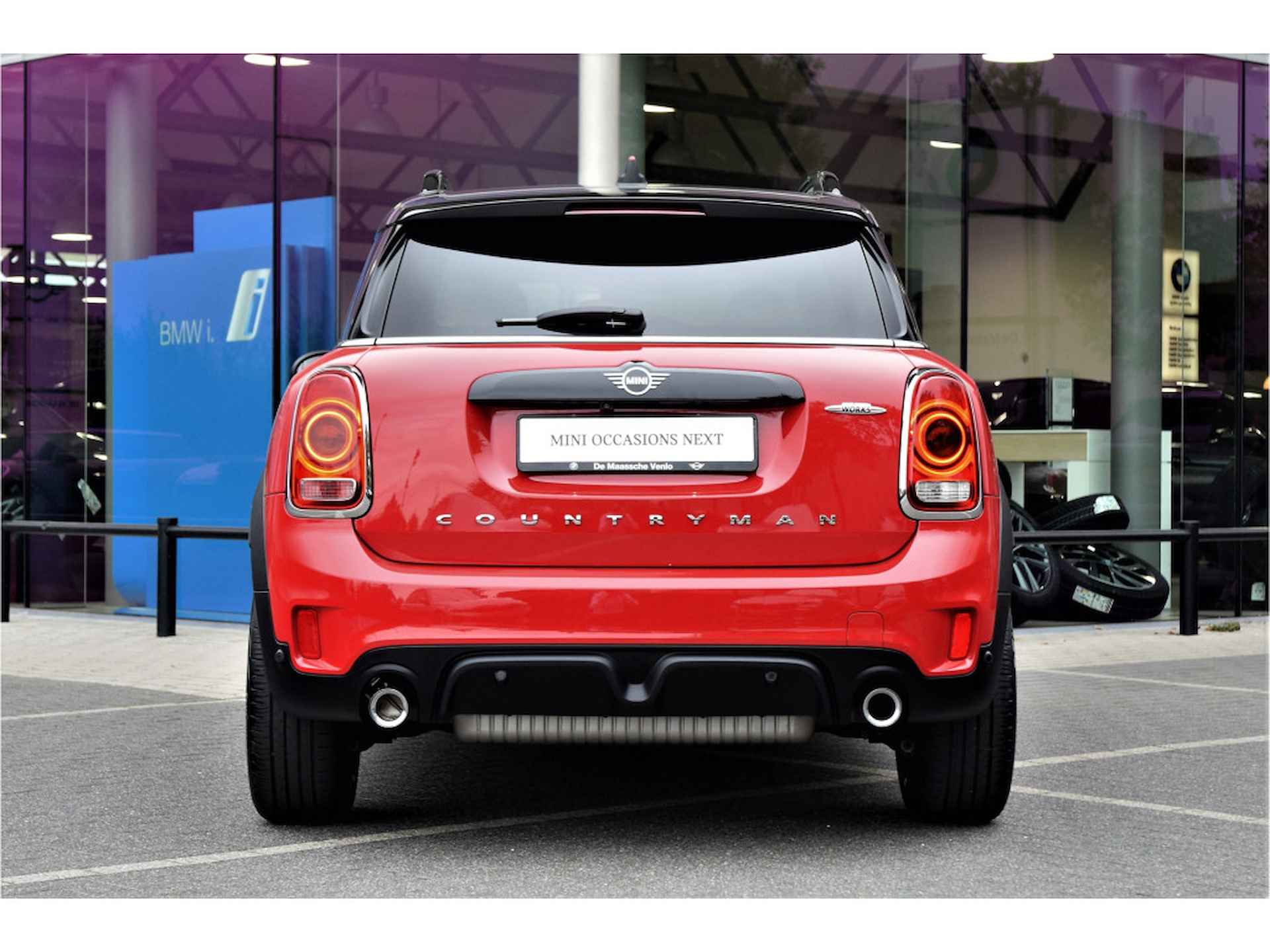 MINI Countryman John Cooper Works ALL4 Chili Automaat / Panoramadak / Adaptief onderstel / Achteruitrijcamera / Stoelverwarming / Active Cruise Control / Harman Kardon / Head-Up - 7/43