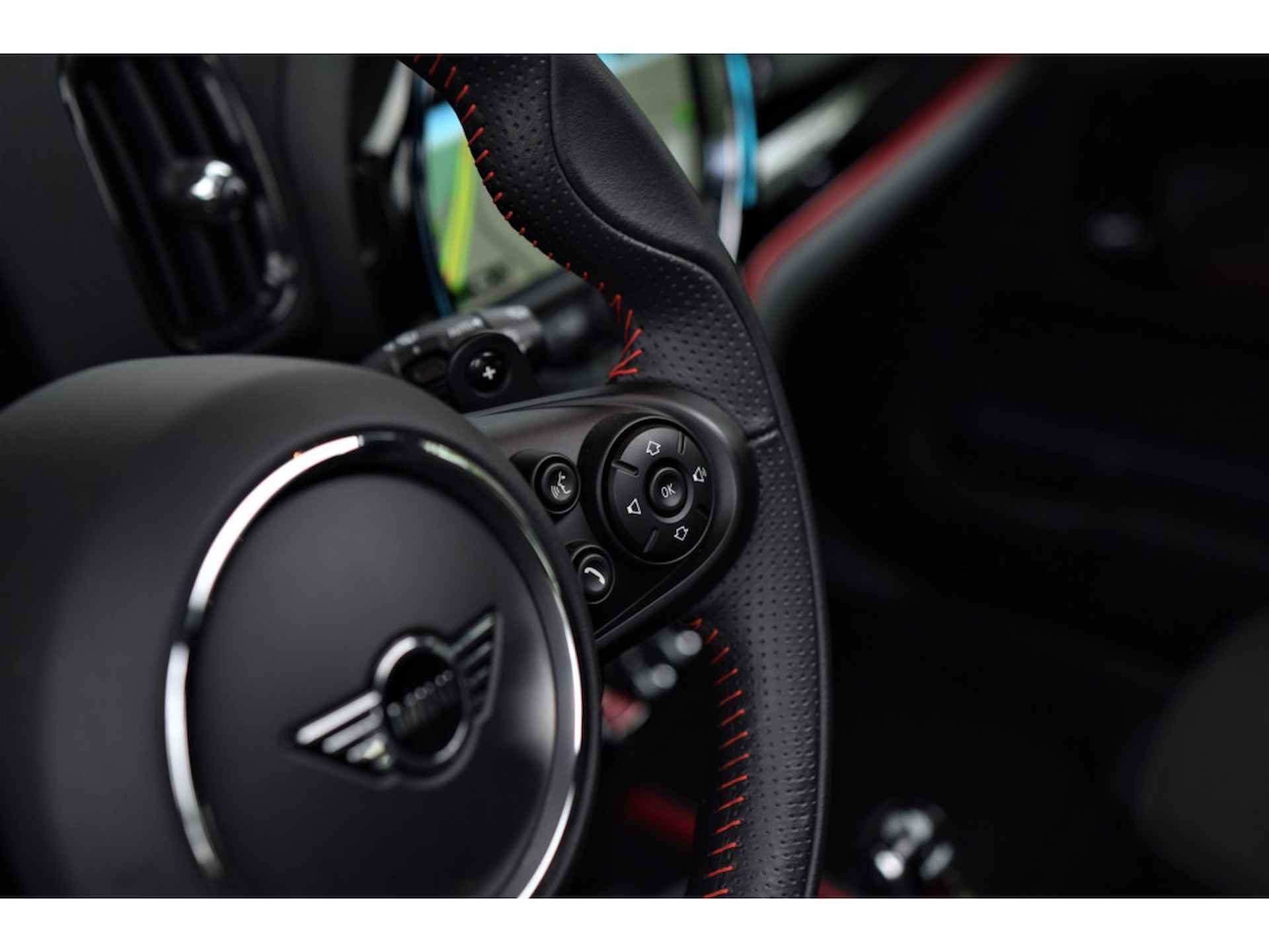 MINI Countryman John Cooper Works ALL4 Chili Automaat / Panoramadak / Adaptief onderstel / Achteruitrijcamera / Stoelverwarming / Active Cruise Control / Harman Kardon / Head-Up - 22/43