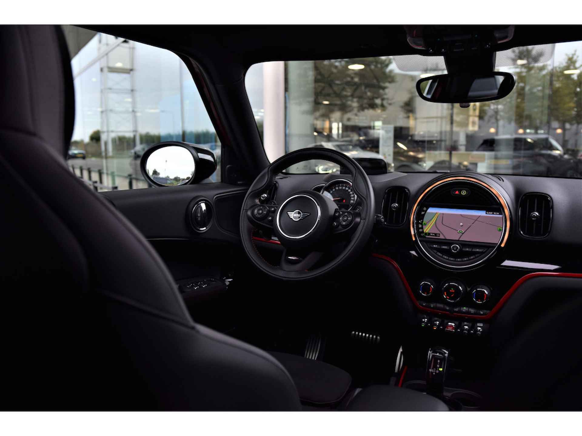 MINI Countryman John Cooper Works ALL4 Chili Automaat / Panoramadak / Adaptief onderstel / Achteruitrijcamera / Stoelverwarming / Active Cruise Control / Harman Kardon / Head-Up - 23/43