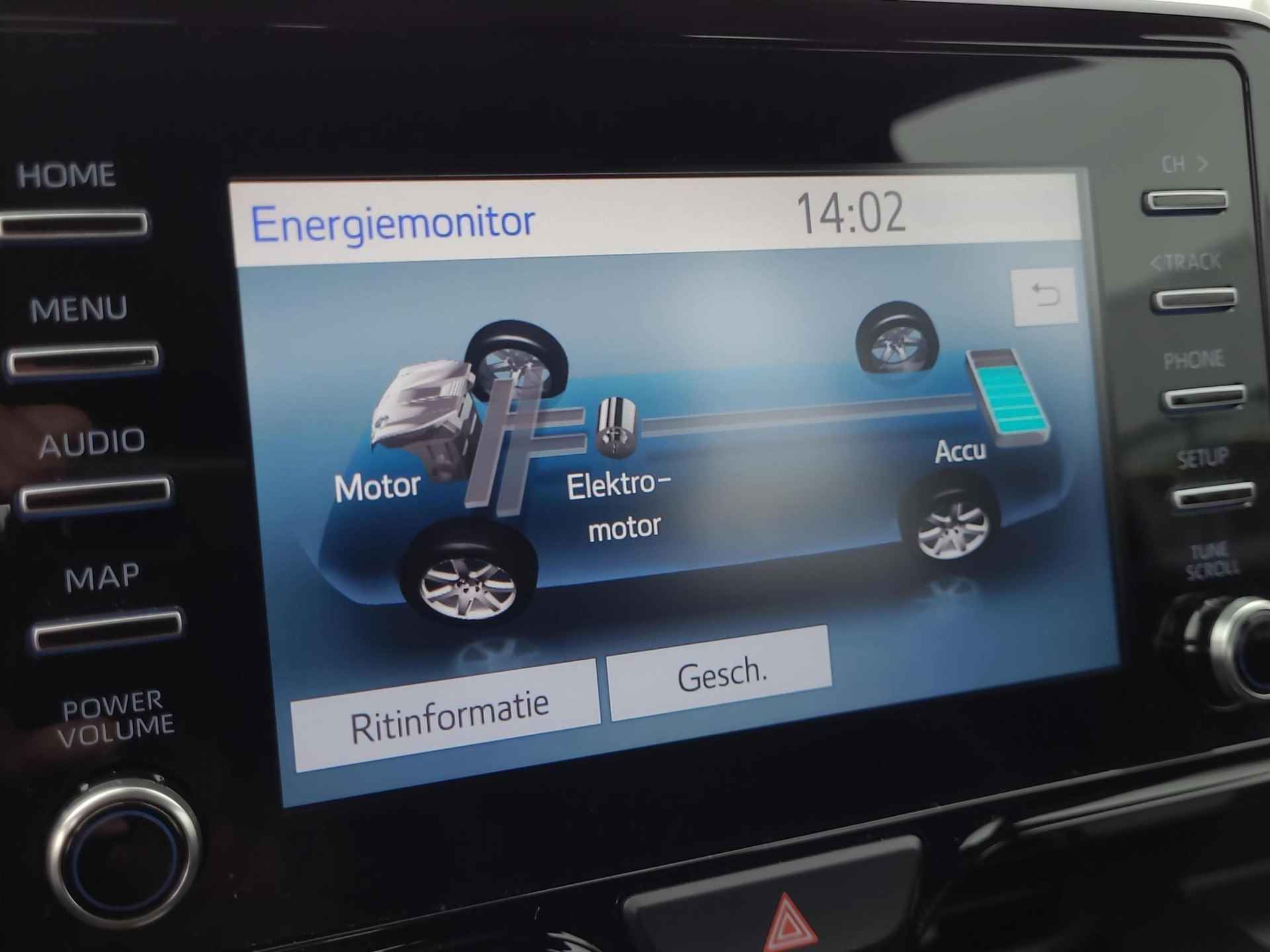 Toyota Yaris 1.5 Hybrid Dynamic Automaat | Apple CarPlay | NL auto | LED verlichting | Rijklaarprijs incl. garantie | - 26/32