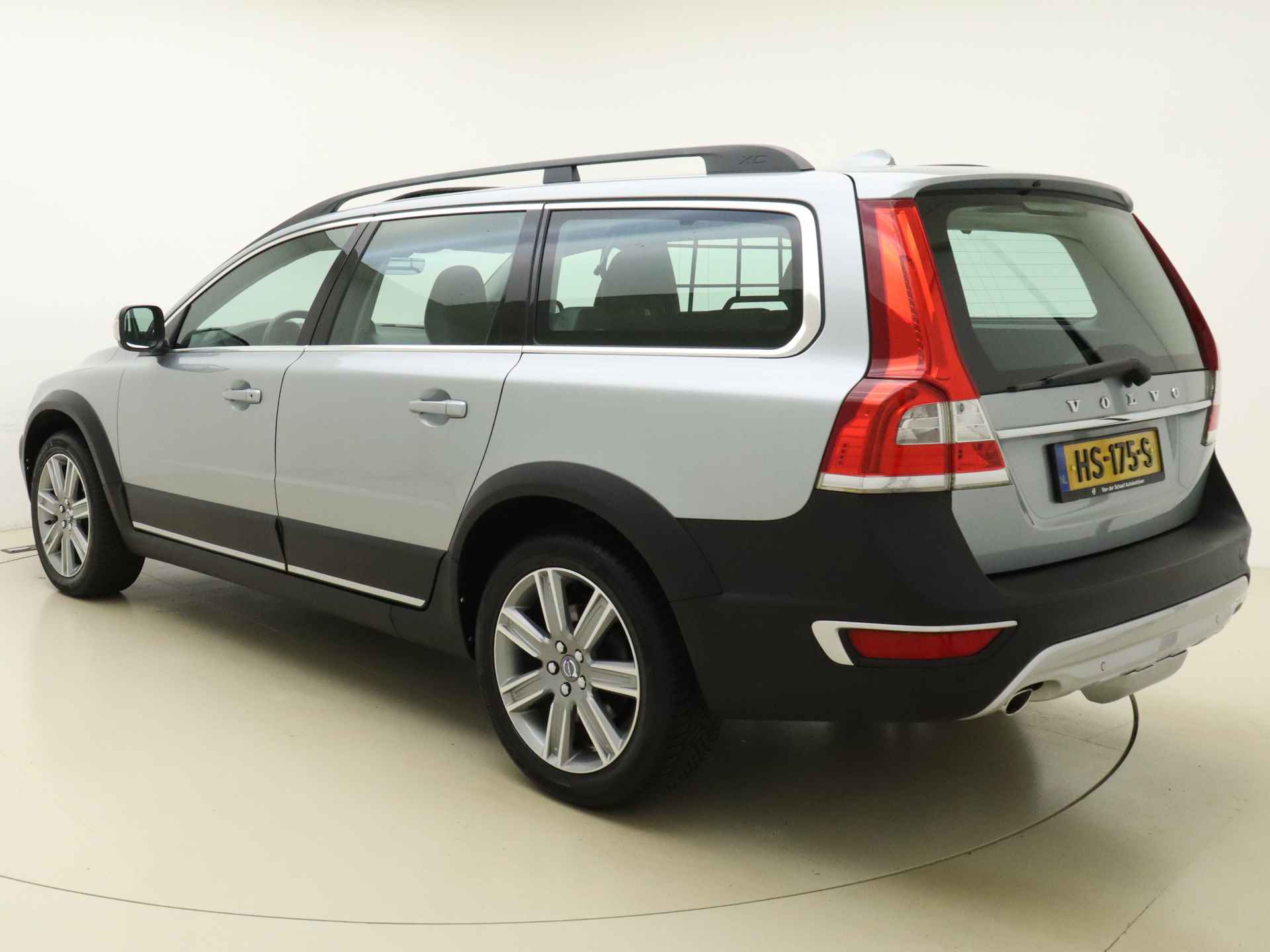 Volvo XC70 D4 181pk Inscription Edition / Open dak / Ventilatie / Adapt. Cruise / Leder Dashboard / Elektr. Stoelen / Afn. Trekhaak / Xenon / - 6/39