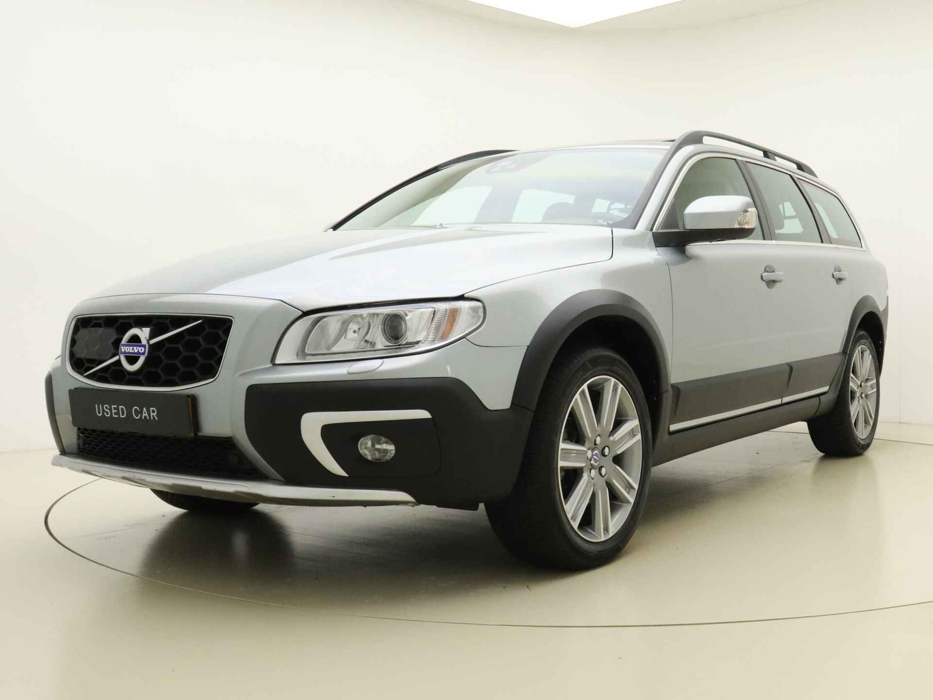 Volvo XC70 D4 181pk Inscription Edition / Open dak / Ventilatie / Adapt. Cruise / Leder Dashboard / Elektr. Stoelen / Afn. Trekhaak / Xenon / - 26/39