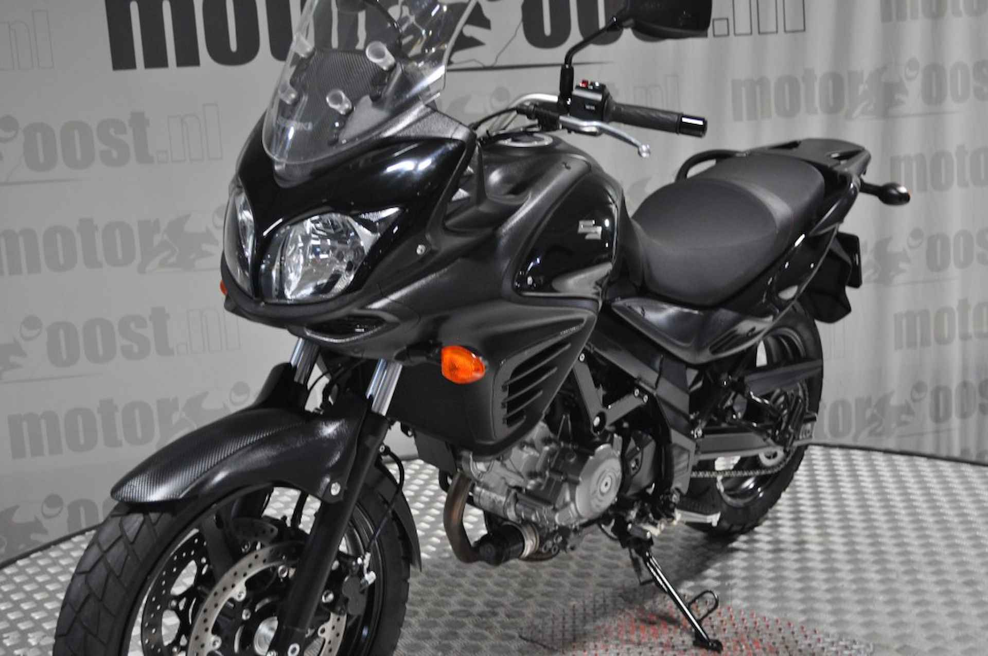 SUZUKI Dl 650 A   Abs V-STROM - 7/17