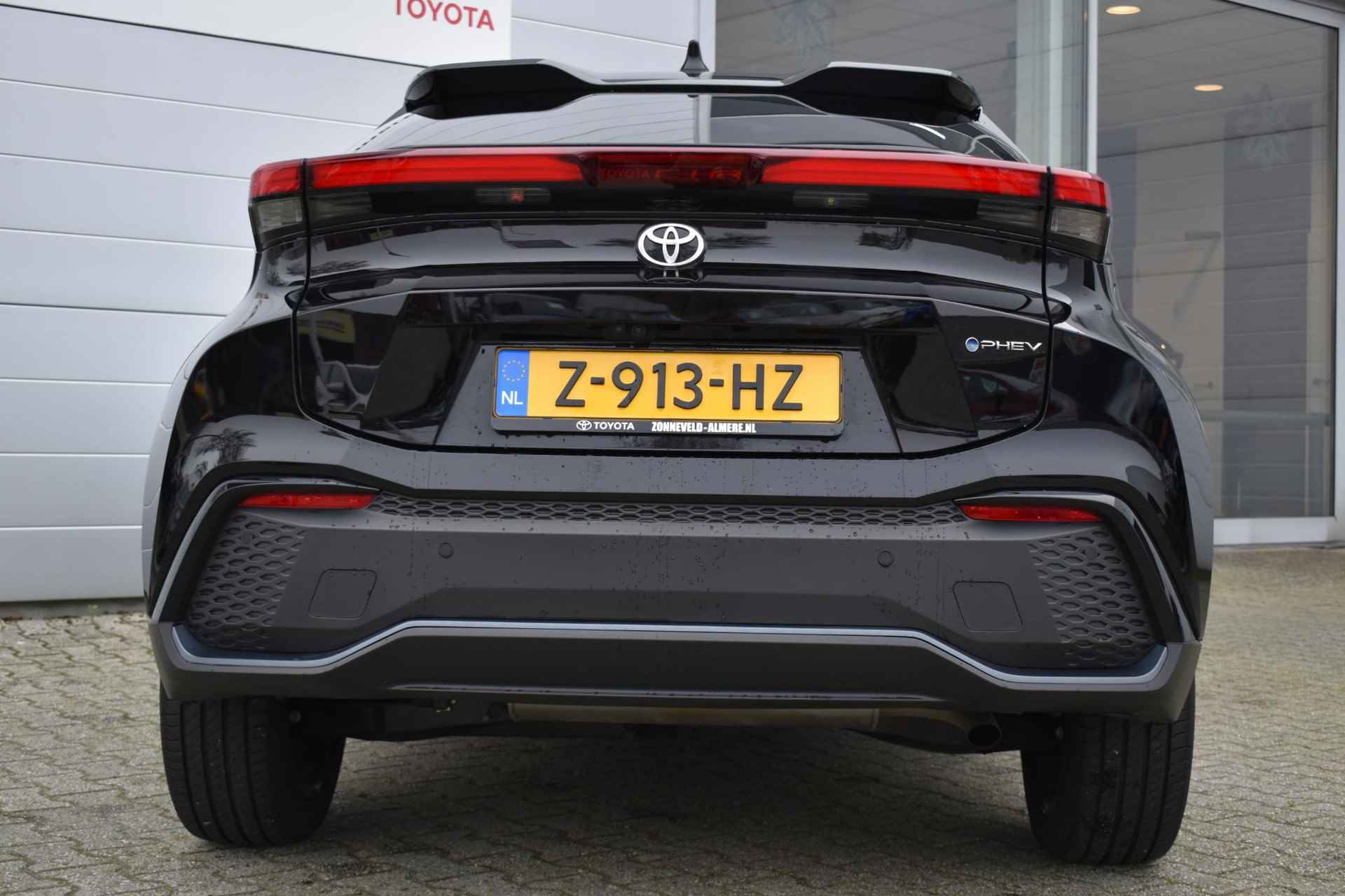 Toyota C-HR 2.0 Plug-in Hybrid 220 Première Edition - 11/31