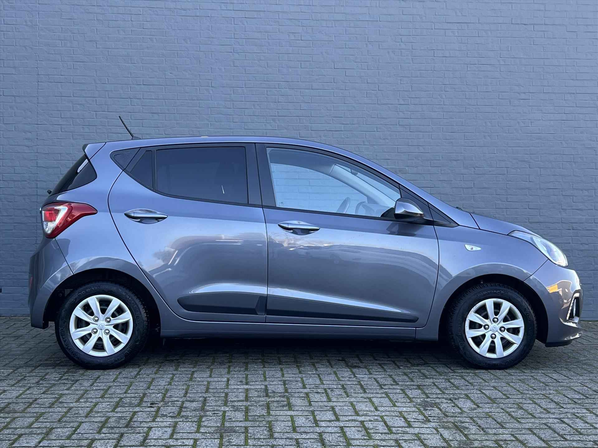 HYUNDAI I10 1.0i 66pk Go! uitvoering | Fietsendrager | Pioneer | Privacy Glass - 6/31