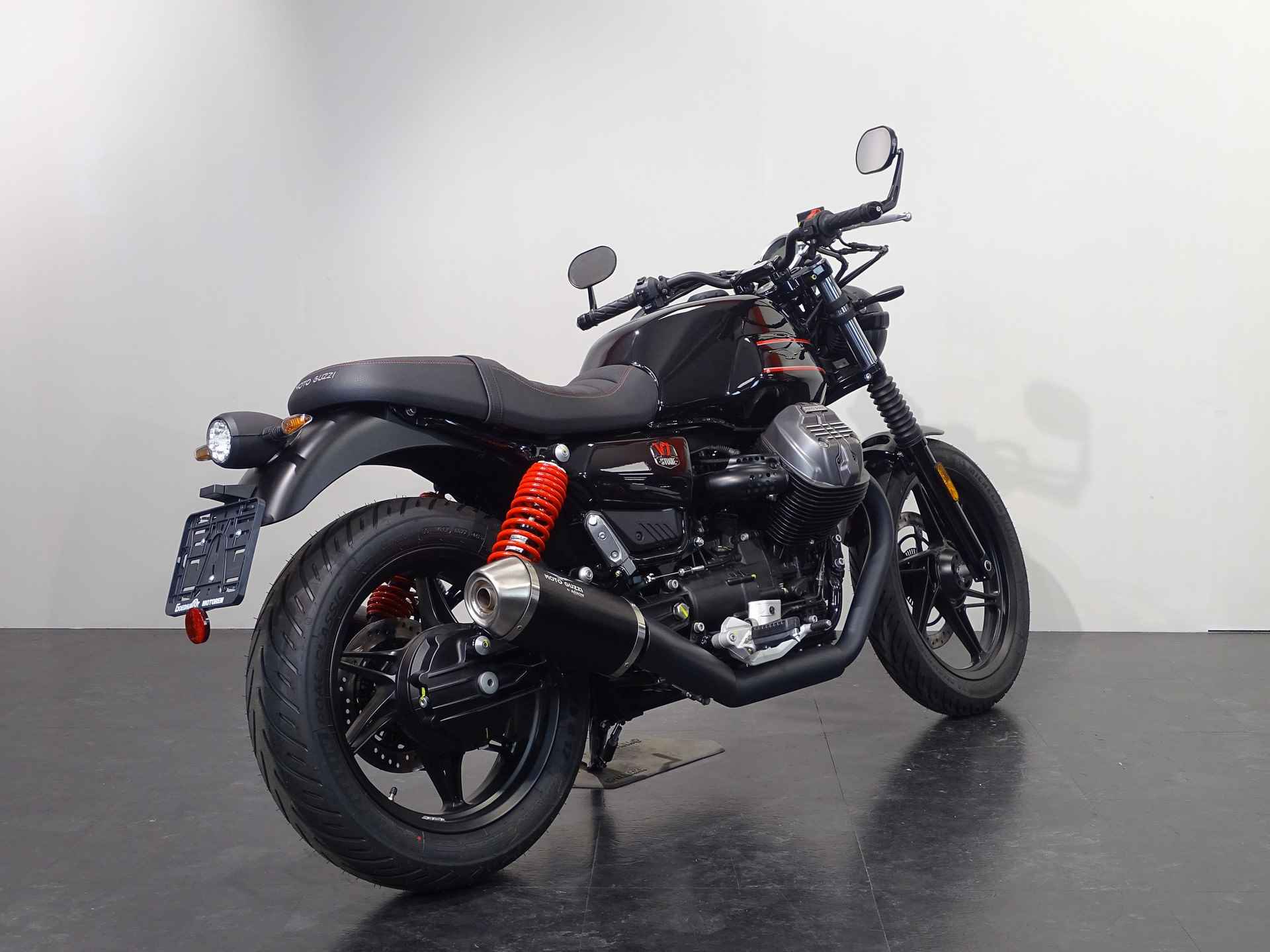 Moto Guzzi V 7 STONE SPECIAL EDITION - 12/13