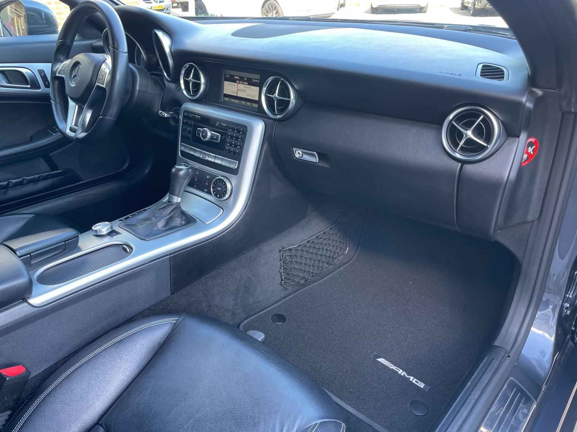 Mercedes-Benz SLK-klasse 200 / AIRSCARF / DEALER ONDERHOUDEN ! / - 50/58