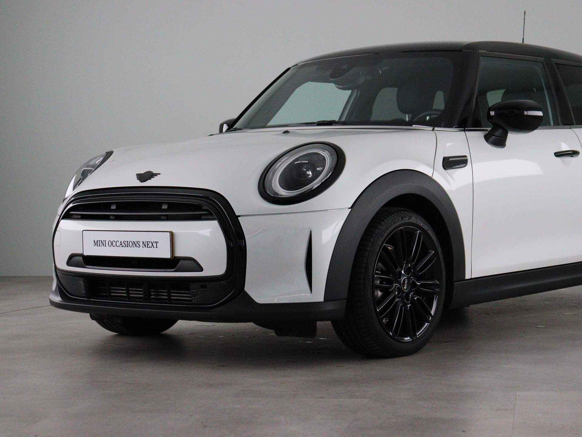 MINI 5-deurs Cooper Camden Edition Aut. - 21/23