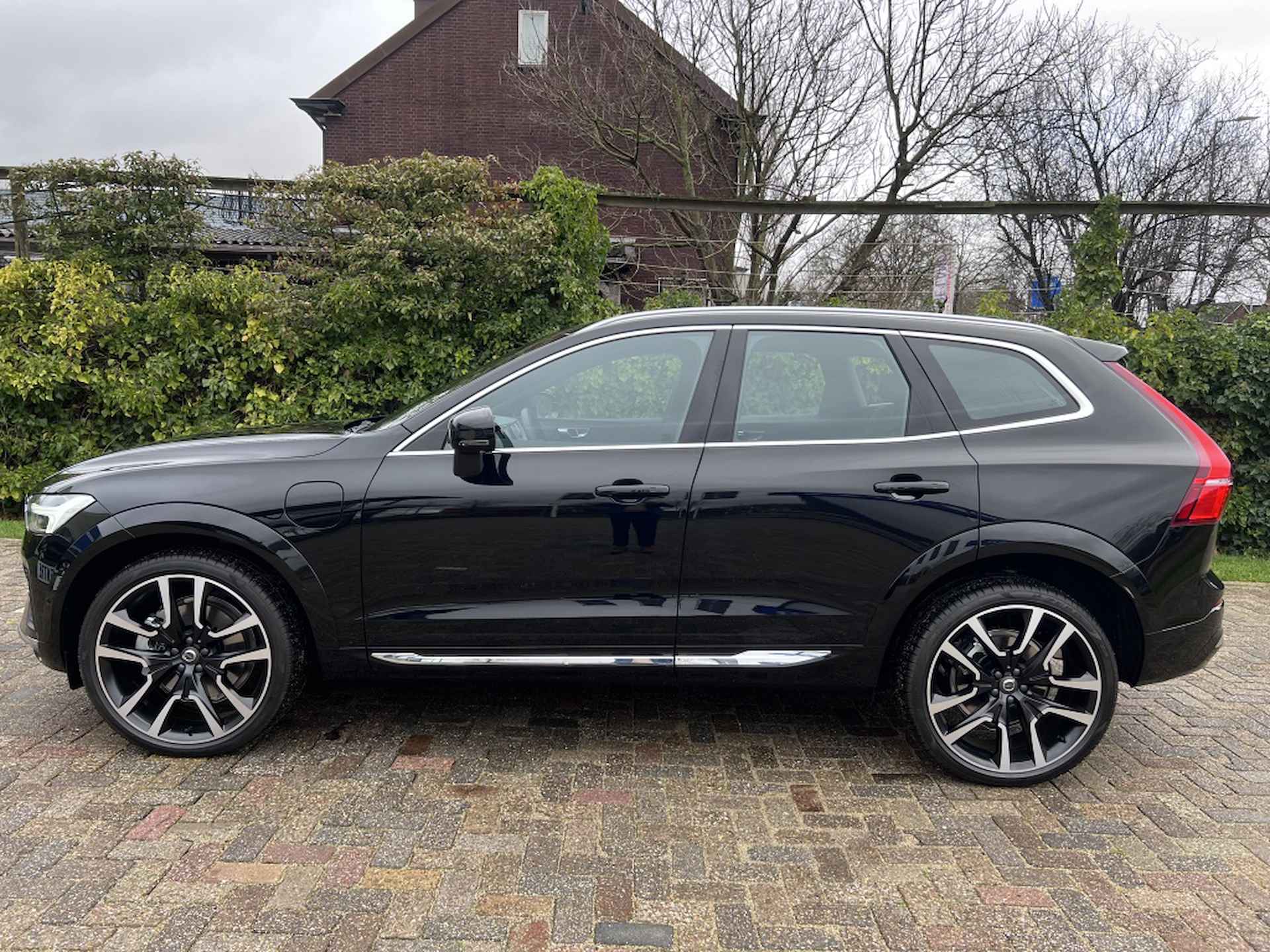 Volvo XC60 2.0 T6 AWD U. Bright | Demo deal| Luchtvering | 360 camera | HUD - 2/22