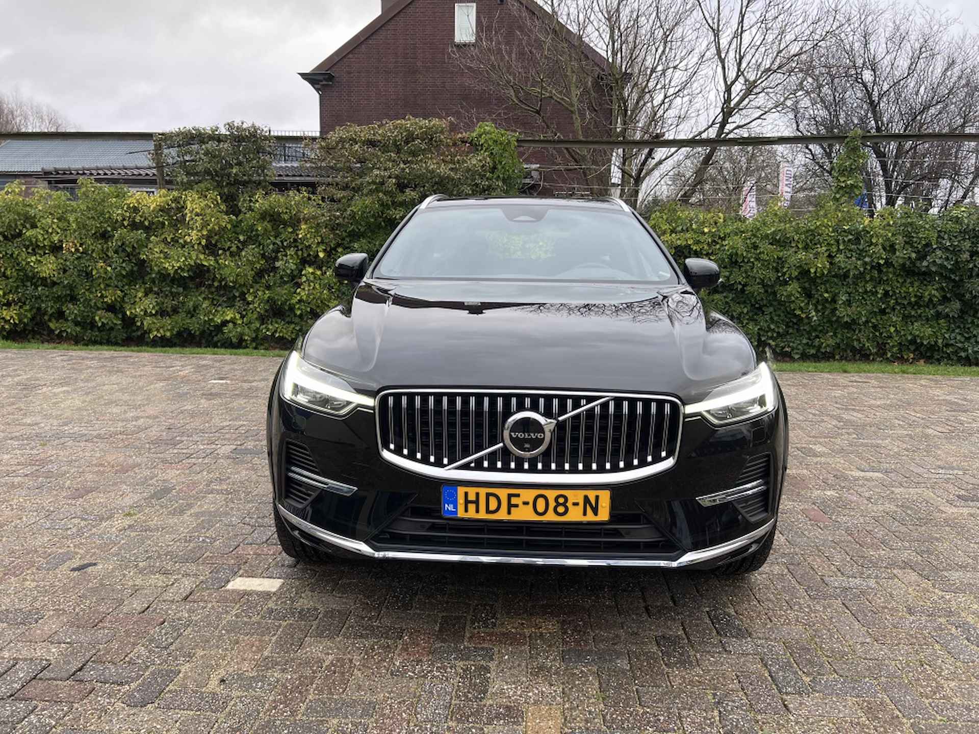 Volvo XC60 2.0 T6 AWD U. Bright | Demo deal| Luchtvering | 360 camera | HUD - 8/22