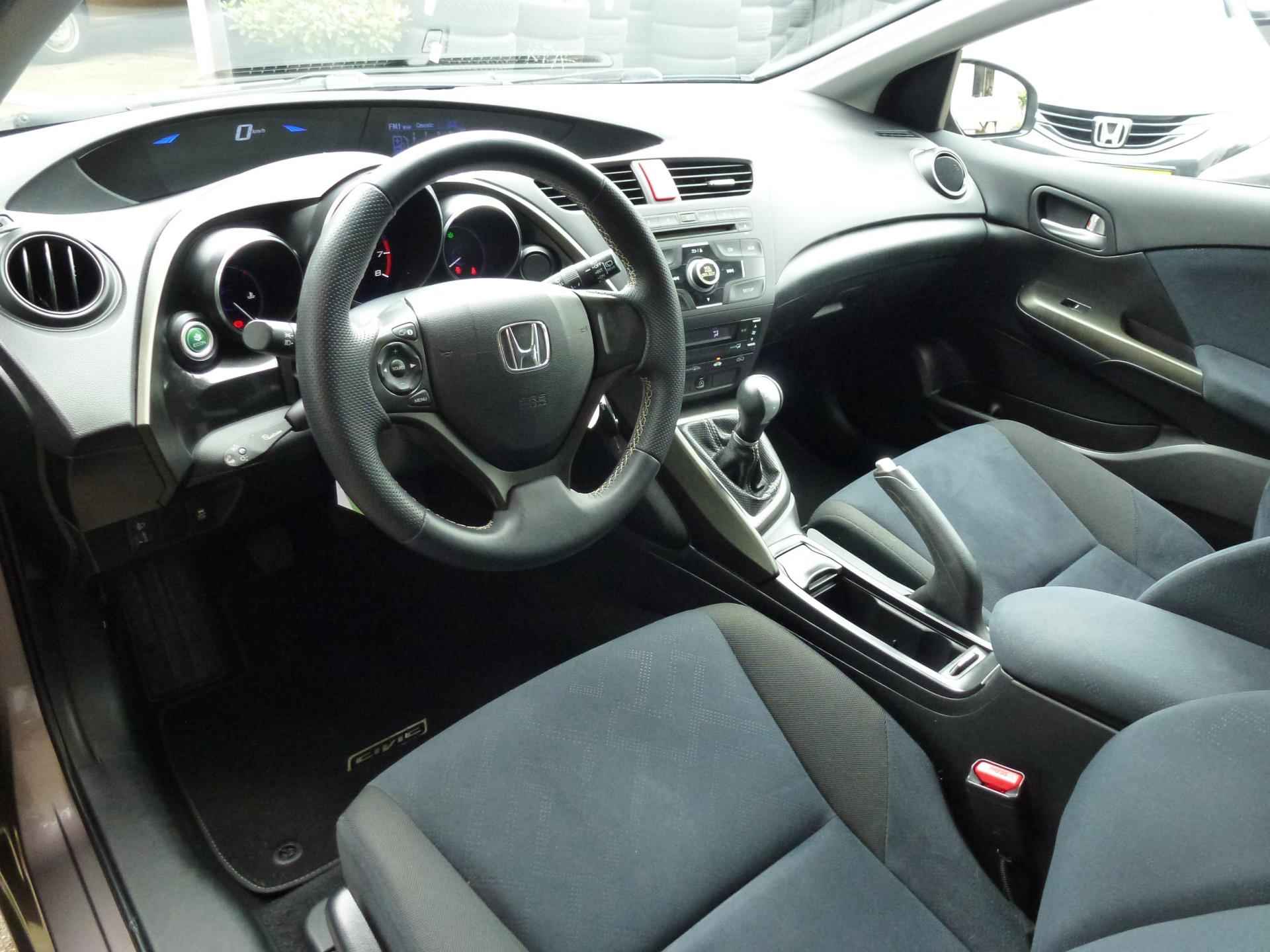 Honda Civic 1.4 Comfort/CRUISE CONTROL VAN HONDA LIEFHEBBER /MOOIE AUTO// //PERFECT ONDERHOUDEN// CRUISE KONTROL//16 INCH VELGEN - 10/17