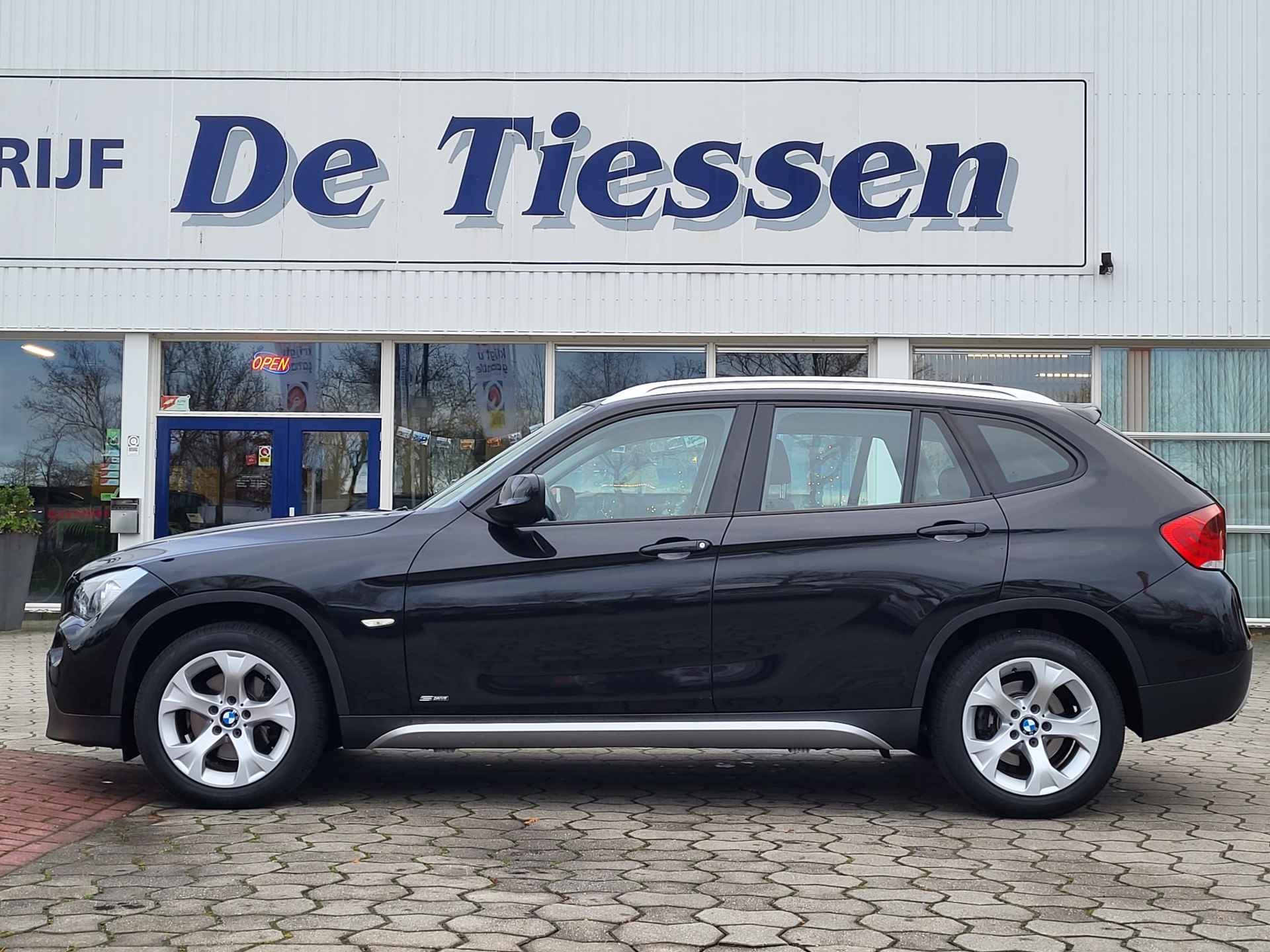 BMW X1 sDrive18i 150 PK Executive, Climate, Cruise, Navi, Rijklaar met beurt & garantie! - 3/35