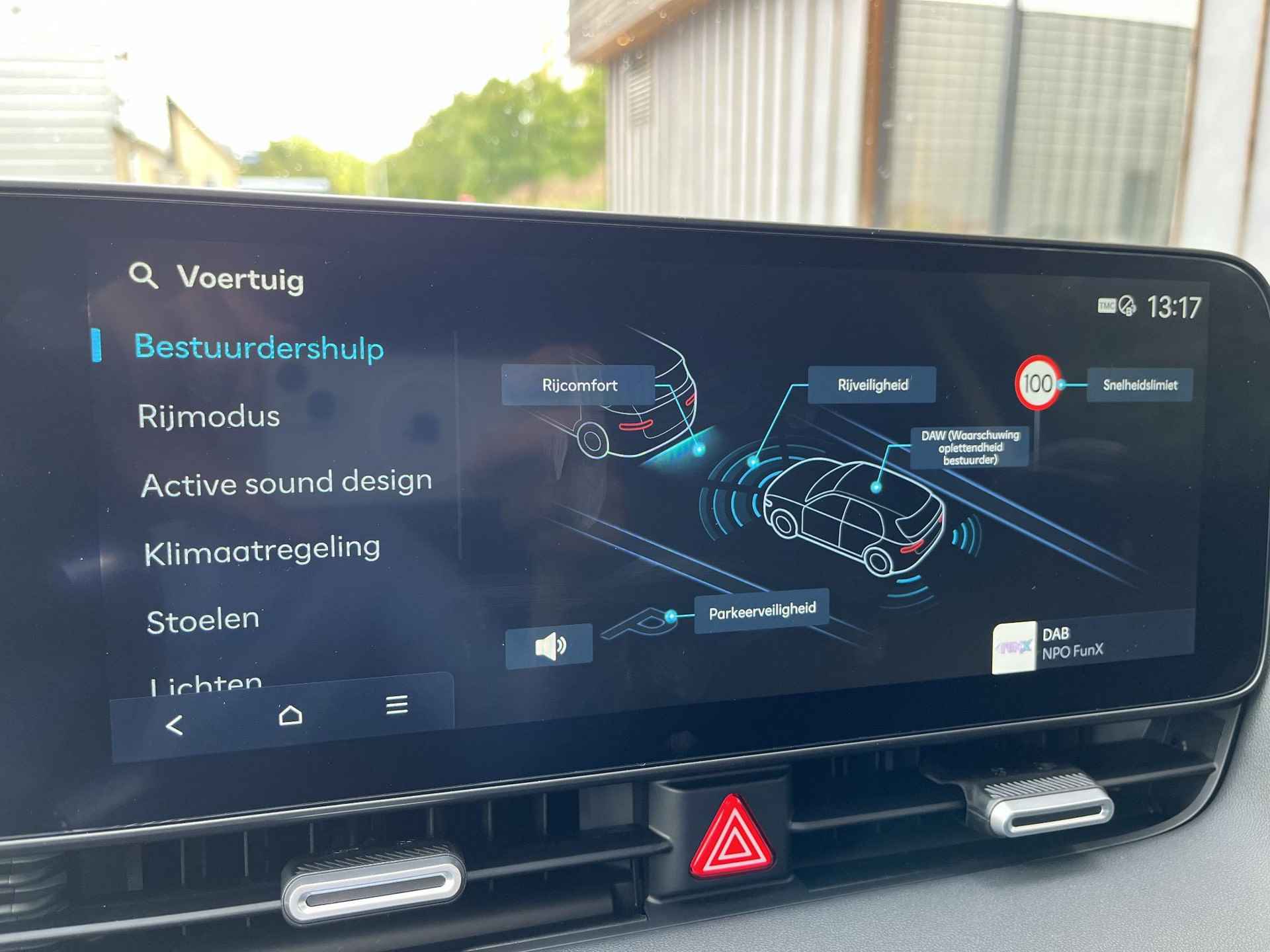 Hyundai IONIQ 5 Connect + 84 kWh | NIEUW MODEL | €6075 KORTING  | STOEL/-STUUR VERWARMING | WARMTEPOMP | - 36/45