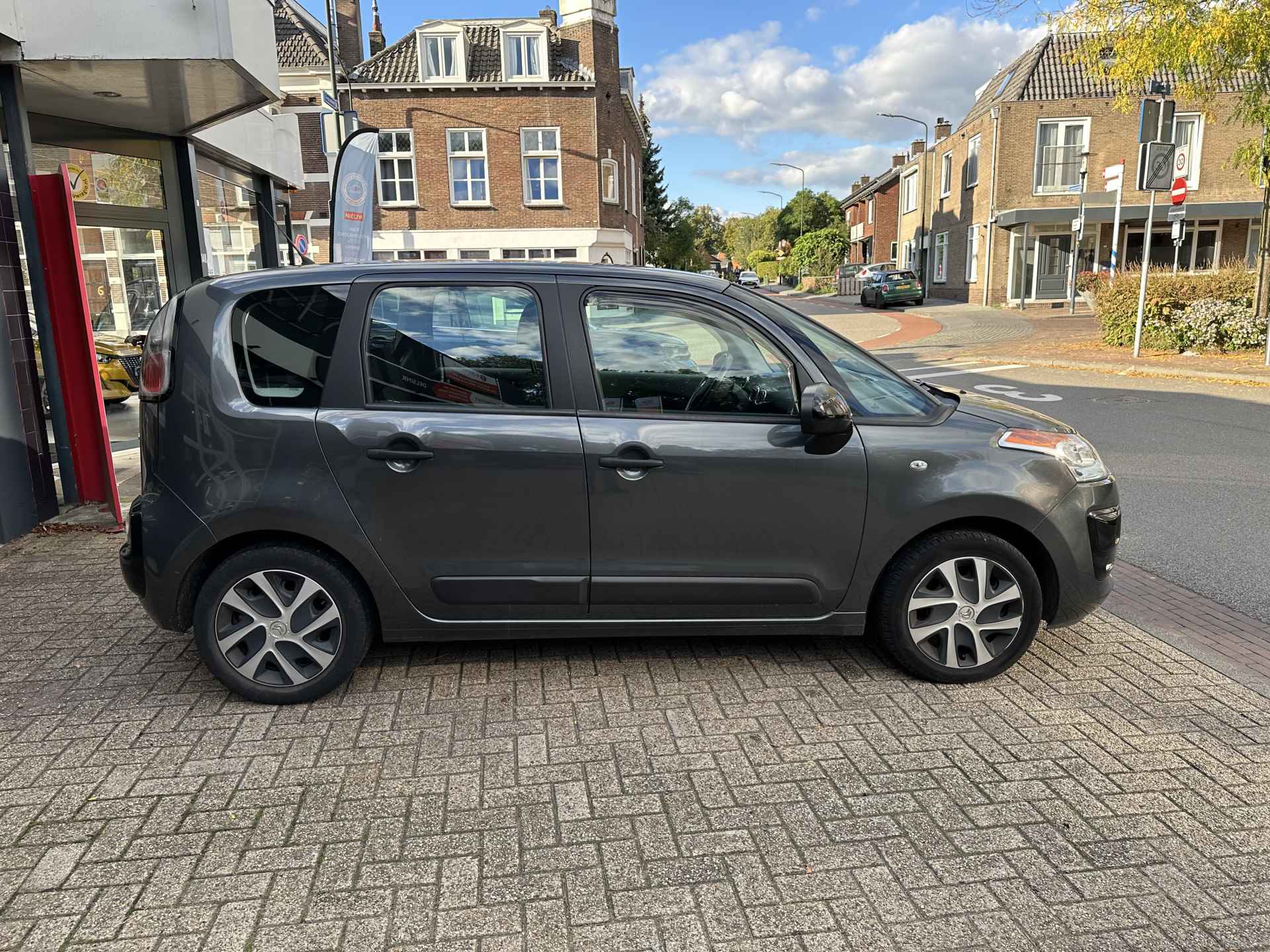 Citroën C3 Picasso 1.2 PureTech Tendance All-in prijs Airco/Trekhaak/Cruise/Parkeer sensoren - 5/17