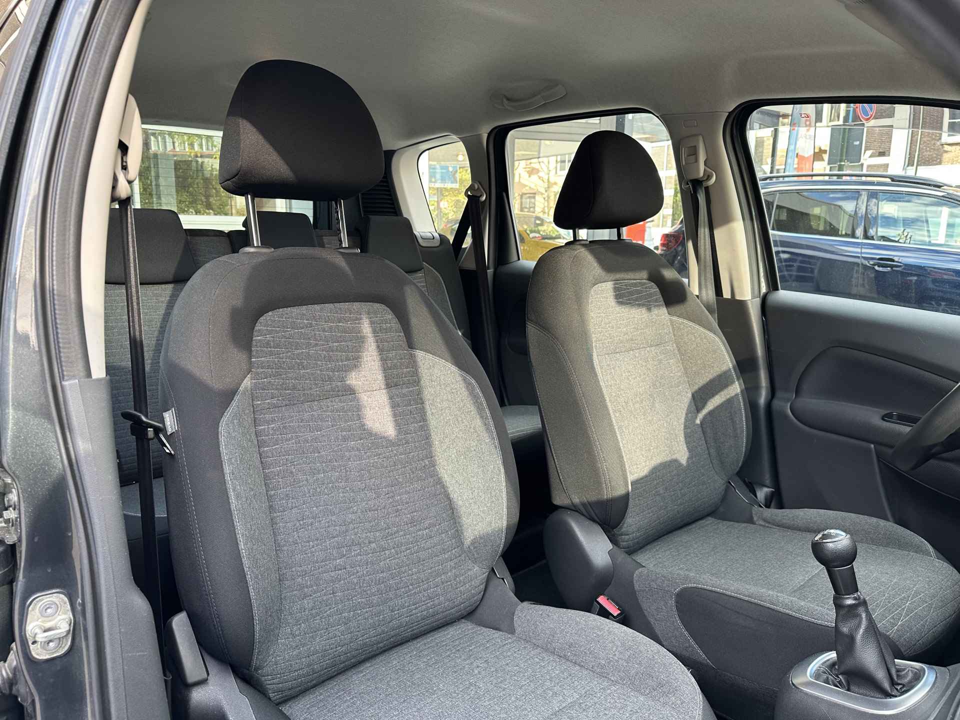 Citroën C3 Picasso 1.2 PureTech Tendance All-in prijs Airco/Trekhaak/Cruise/Parkeer sensoren - 17/17