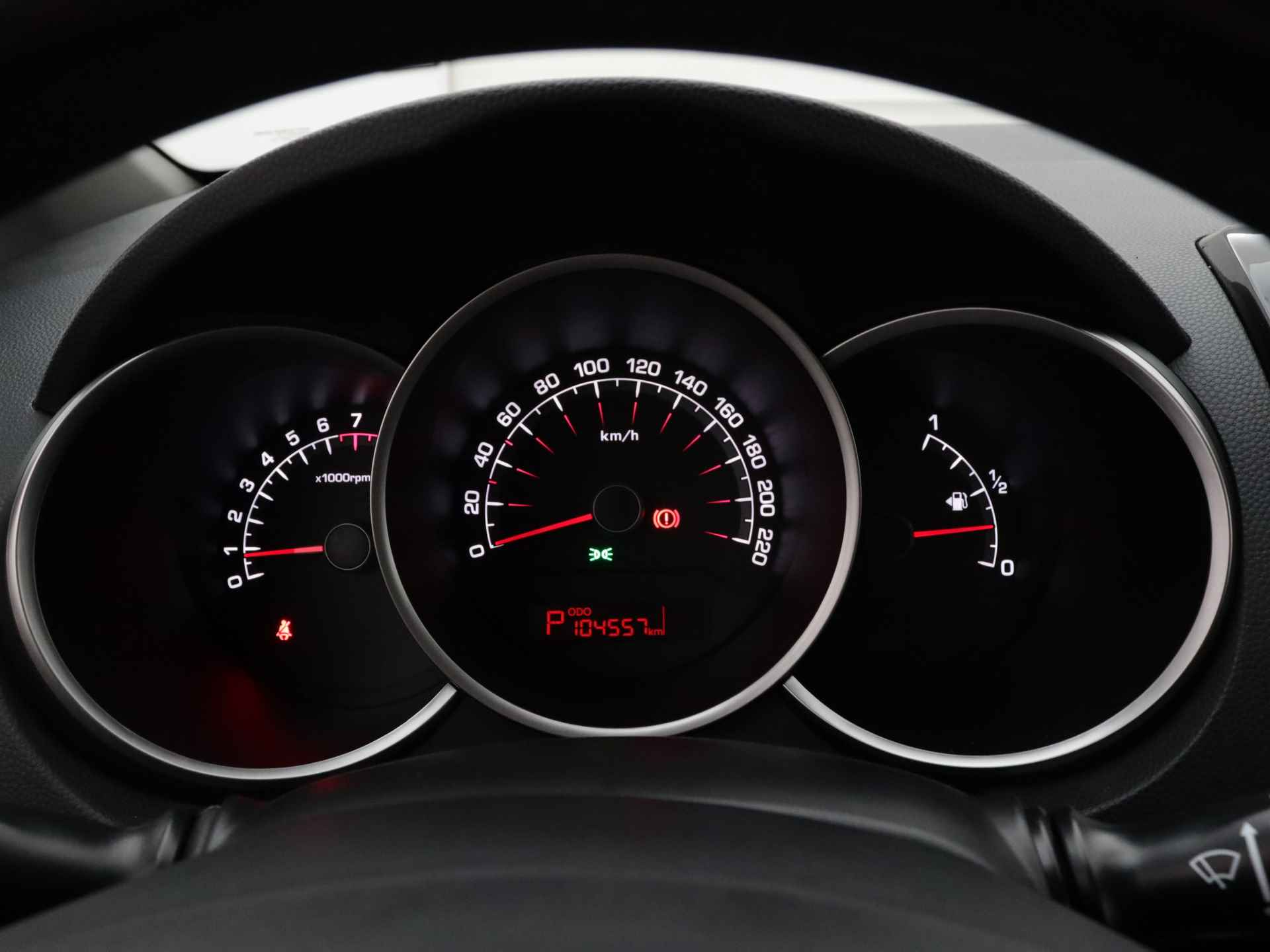 Kia Venga 1.6 CVVT First Edition Automaat | Navigatie | Achteruitrijcamera | Parkeersensoren | NL Auto | Inclusief 12 Maanden Bovag Garantie - 6/38
