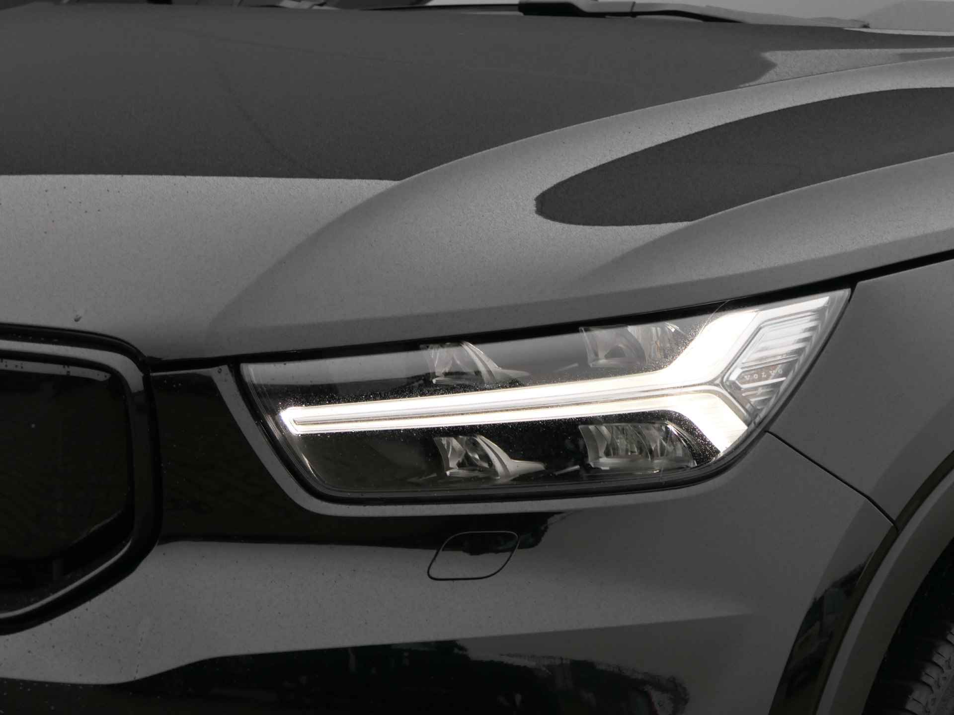 Volvo XC40 Recharge Pro | Panoramadak | Harman/Kardon | 360 Camera | Keyless | Elektrische Voorstoelen | Warmtepomp - 23/39