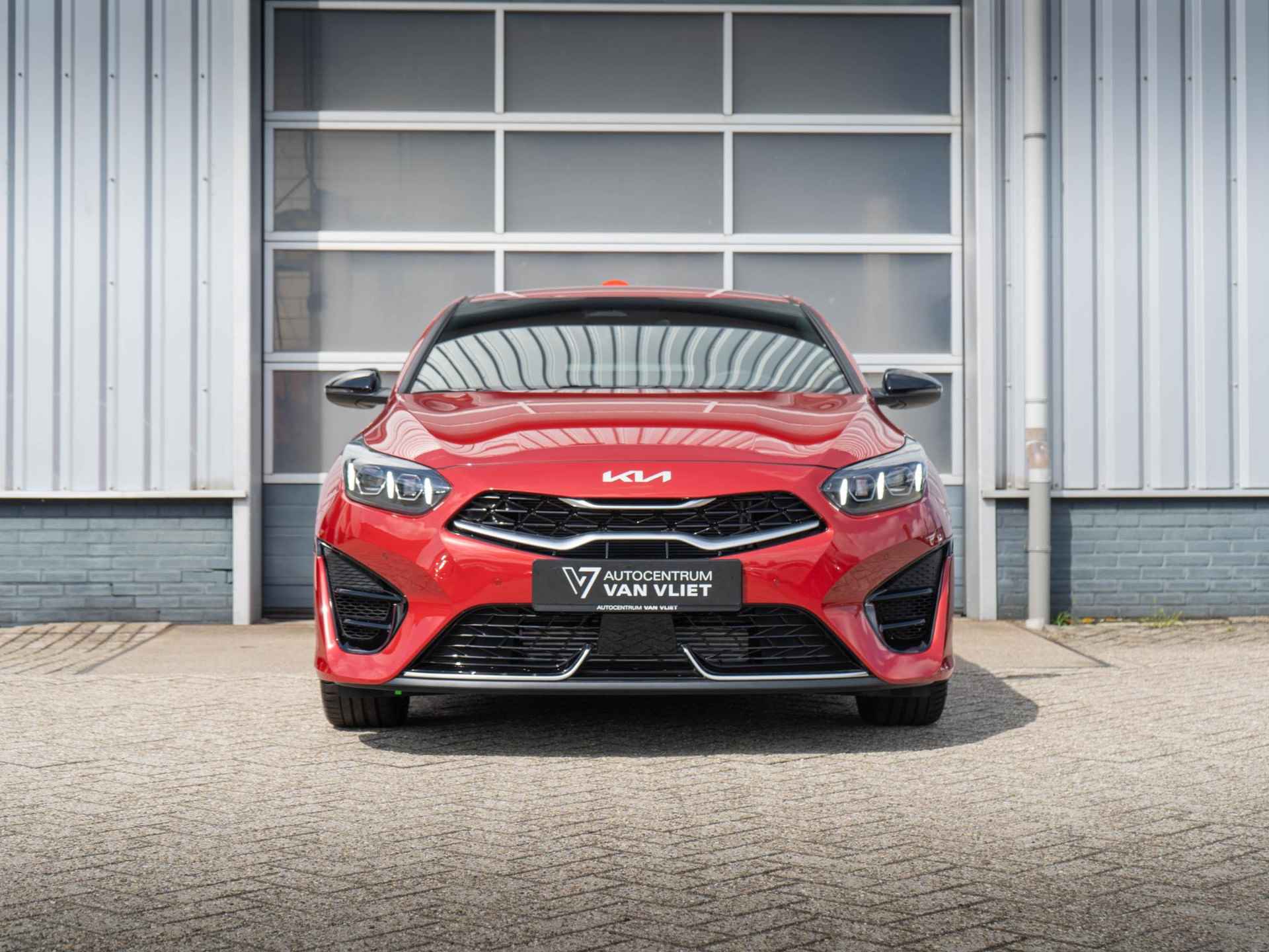 Kia ProCeed 1.5 T-GDi GT-PlusLine | NIEUWE AUTO SNEL RIJDEN !| Stoelverwarming | Navigatie | Achteruit rijcamera | - 9/37