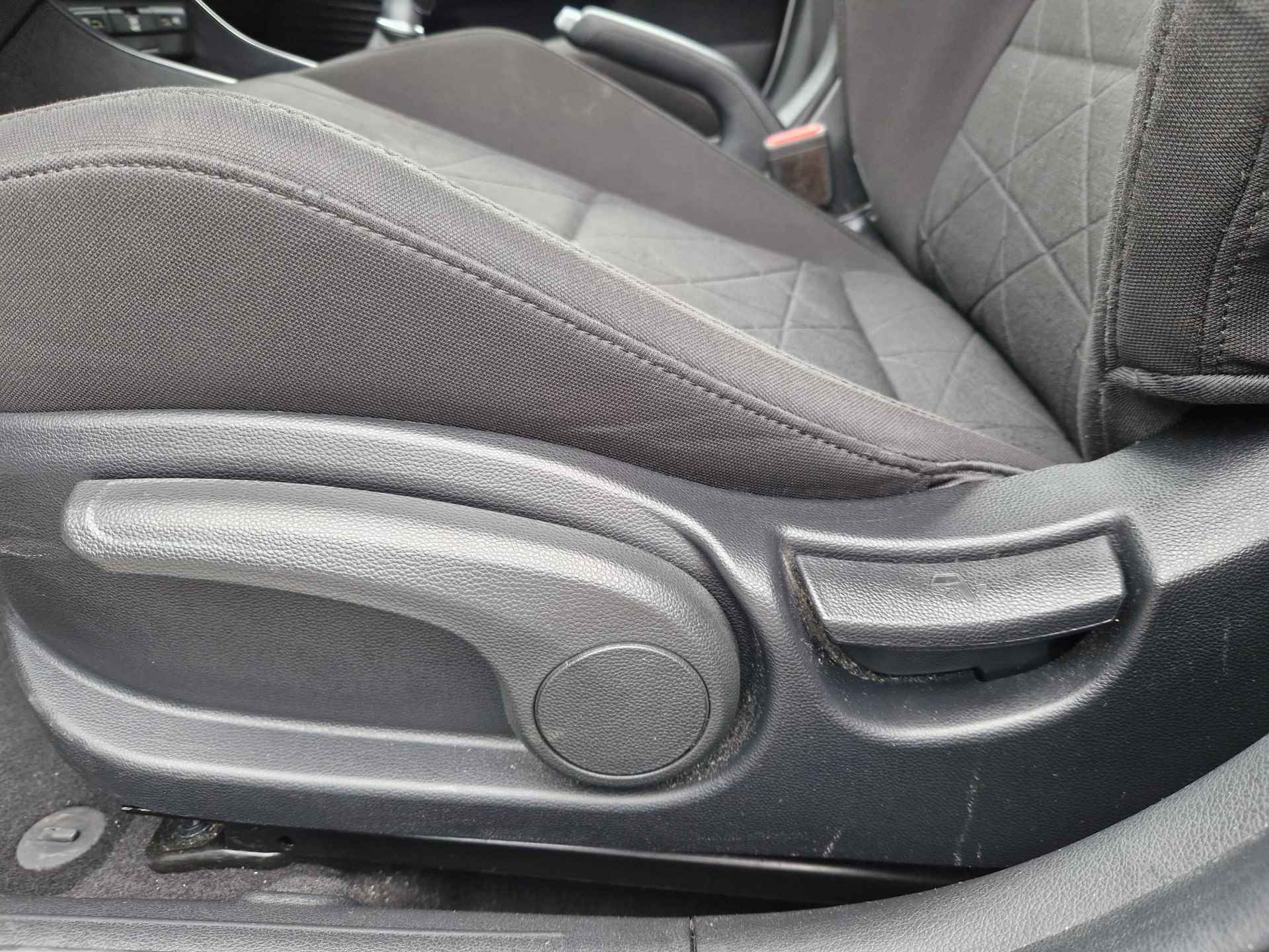 Hyundai Bayon 1.0 T-GDI Premium NAVI | CRUISE | PDC A | NL-auto - Rijklaarprijs !! - 6/45