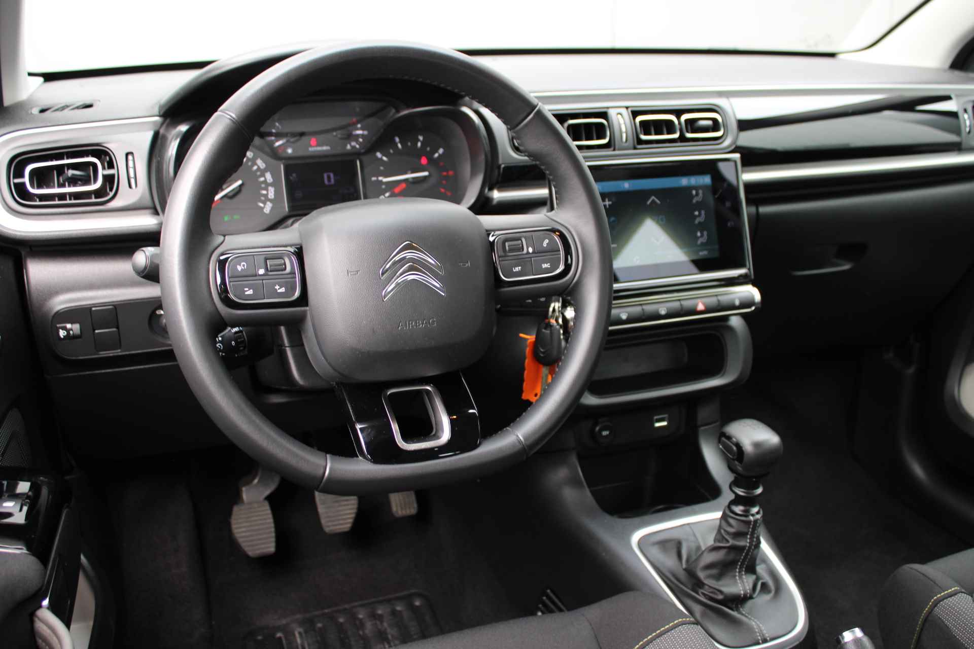 Citroën C3 C3 1.2 110pk Shine | LED KOPLAMPEN | PDC | CARPLAY/ANDROID AUTO | NAVI | CLIMATE CONTROL | CRUISE | - 15/34