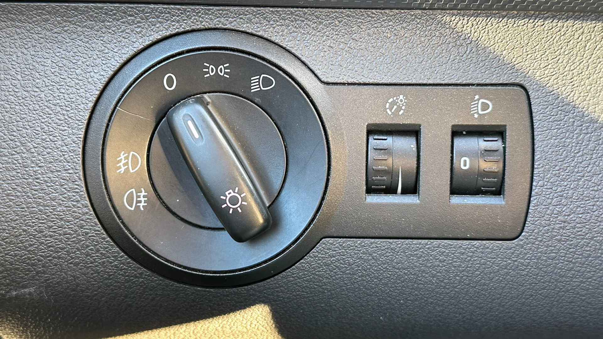 Volkswagen Caddy 1.6 TDI Maxi | Navigatie | Airco - 19/27