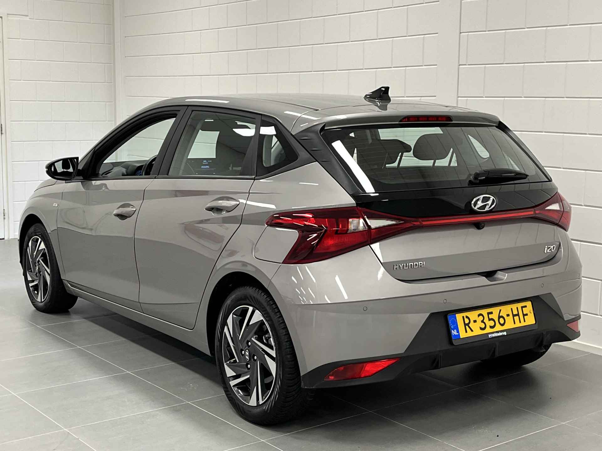 Hyundai i20 1.0 T-GDI Comfort Smart AUTOMAAT | NAVIGATIE | PARKEERCAMERA - 11/43