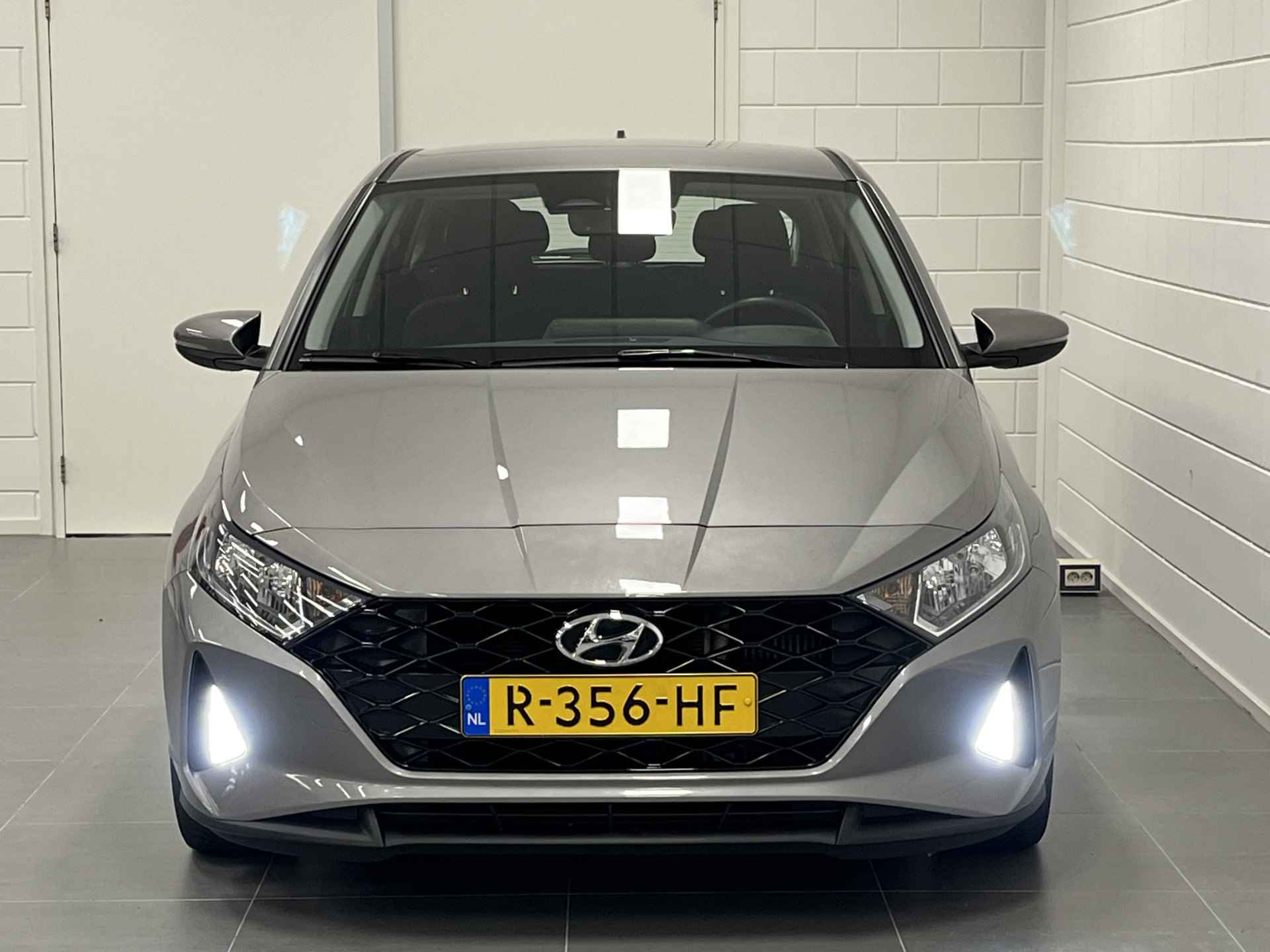 Hyundai i20 1.0 T-GDI Comfort Smart AUTOMAAT | NAVIGATIE | PARKEERCAMERA - 38/43