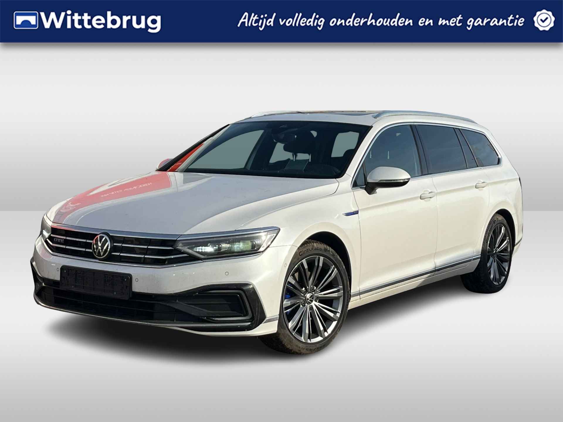 Volkswagen Passat Variant 1.4 TSI 218 PHEV GTE DSG Automaat Panoramadak / Navigatie / Parkeersensoren / Trekhaak