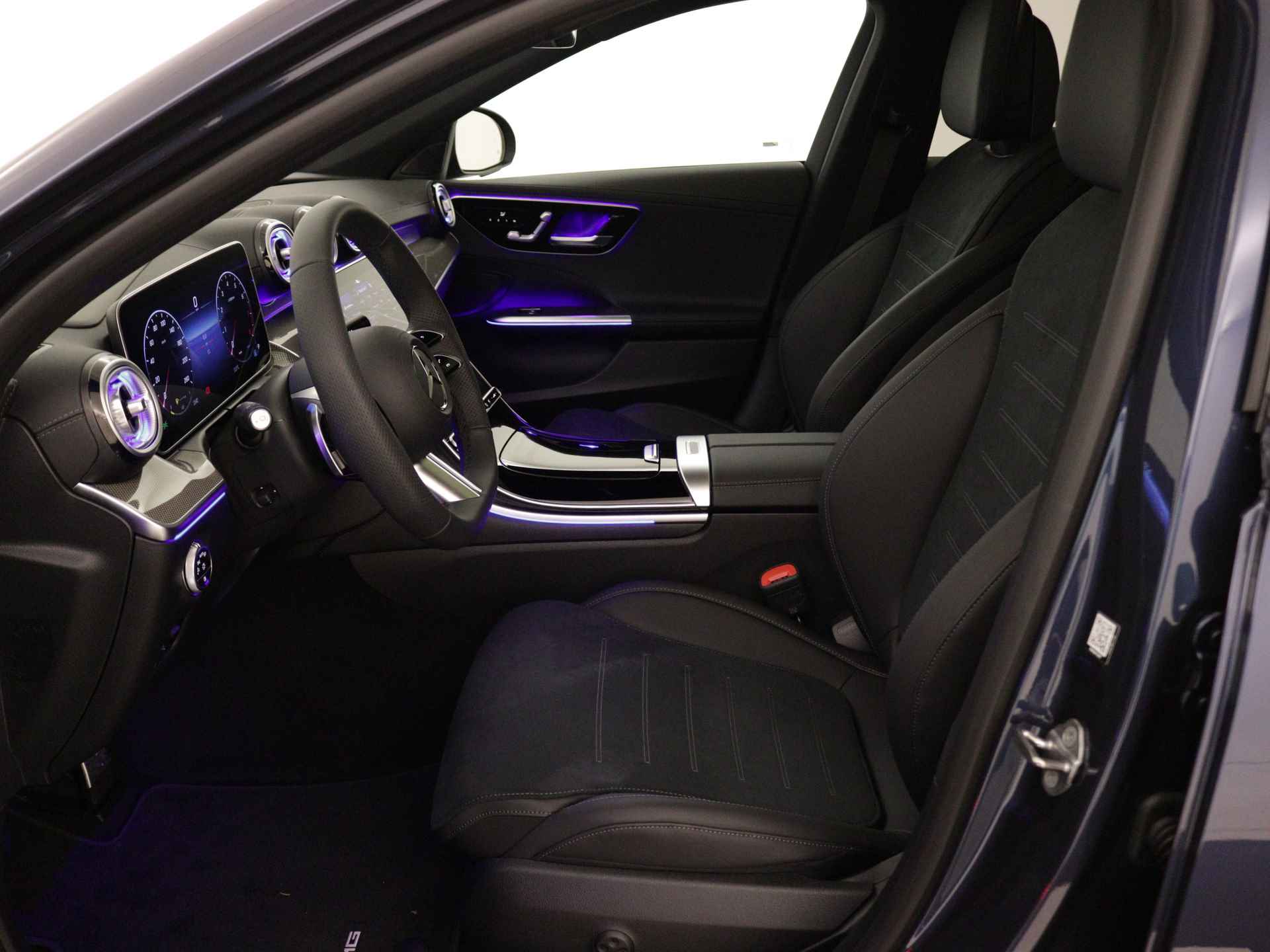 Mercedes-Benz C-Klasse 200 AMG Line | Nightpakket | Memorypakket | Parkeerpakket met 360°-camera | Head-up display | Premium sfeerverlichting | DIGITAL LIGHT | USB-pakket | Panoramaschuifdak | - 15/39