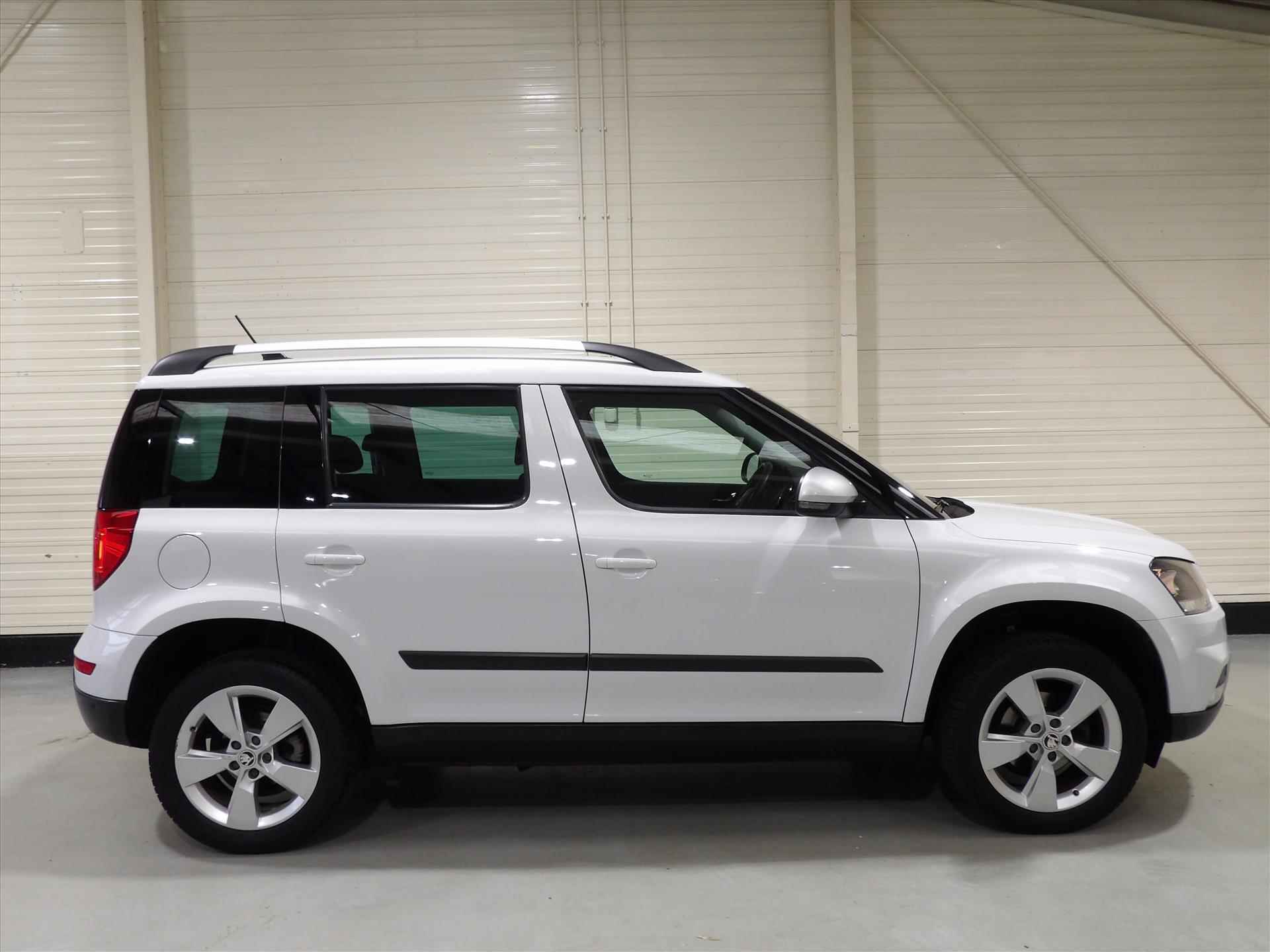 SKODA Yeti 1.2 TSI Greentech 110pk DSG-7 Ambition - 8/26