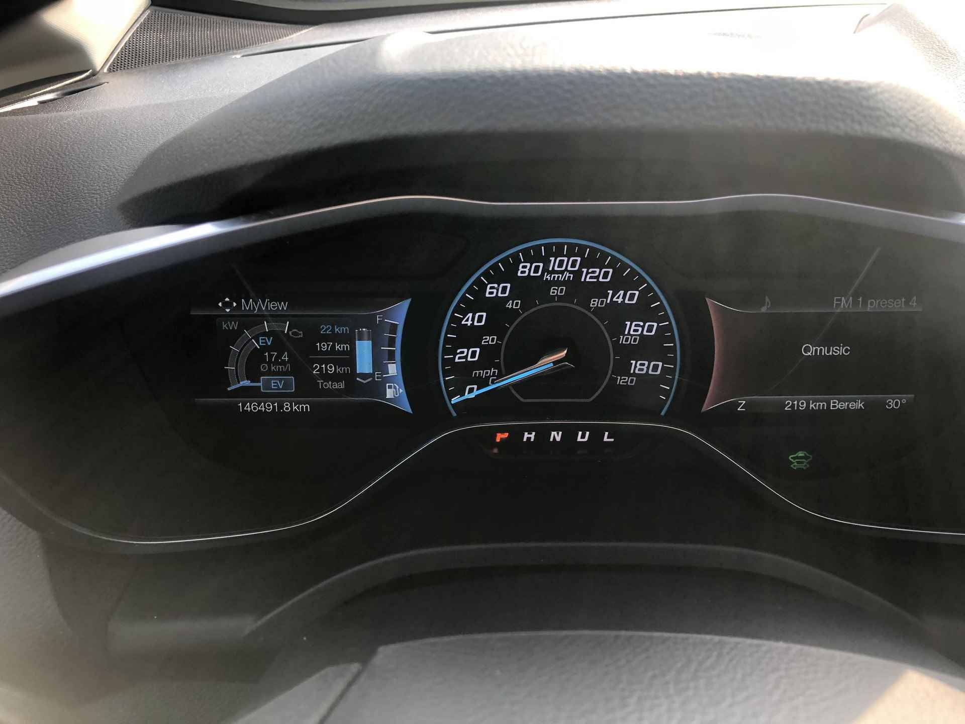 Ford C-Max 2.0 Plug-in Hybrid Titanium Plus 184pk Automaat | Panorama dak | Elektrische Achterklep | Achteruitrijcamera | Stoelverwarming - 18/30