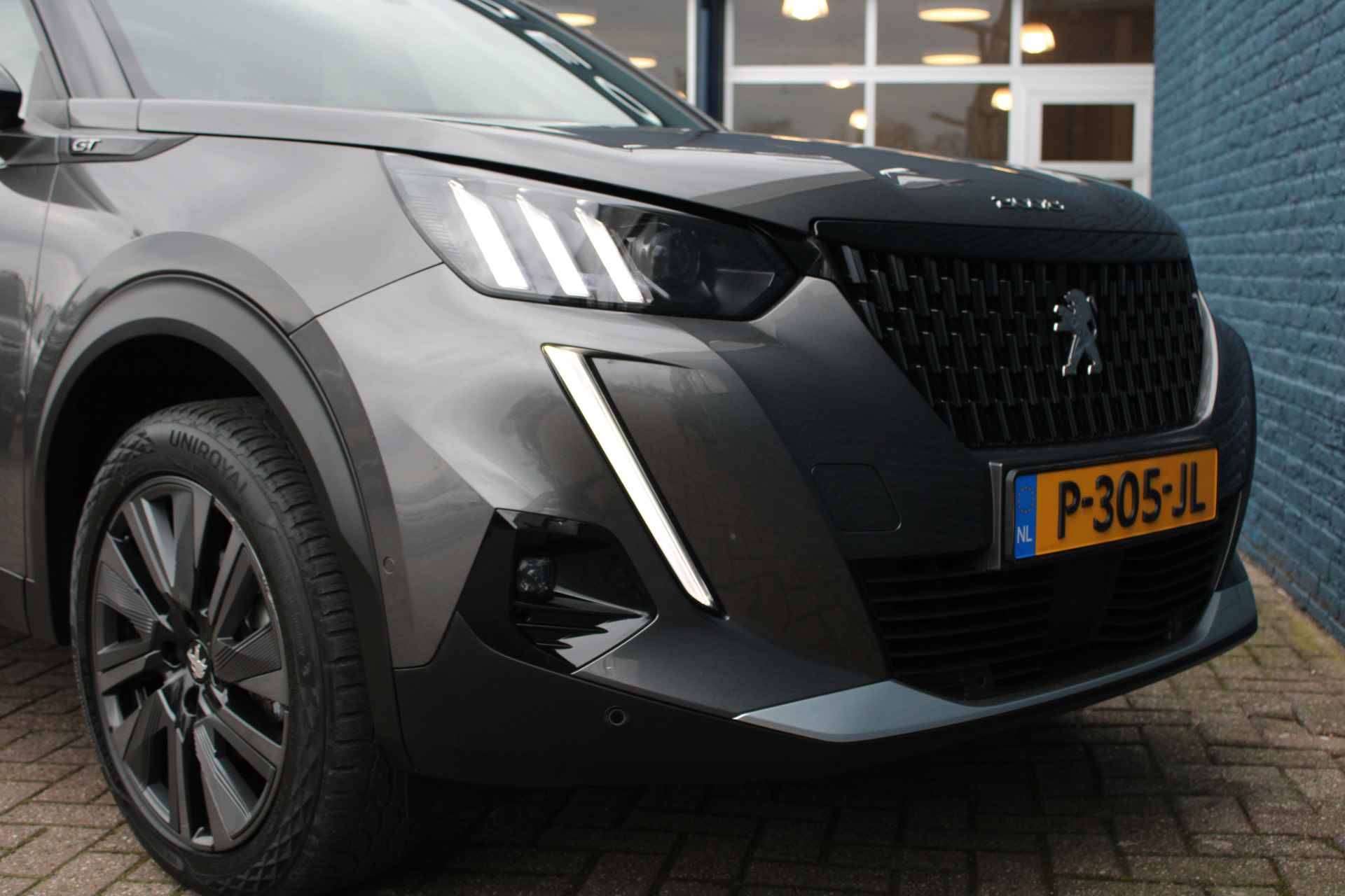 Peugeot 2008 SUV 1.2 PureTech 130pk EAT8 GT Pack | Automaat | Adaptieve cruise control | Alcantara | 18 Inch | 45.000km | - 8/34