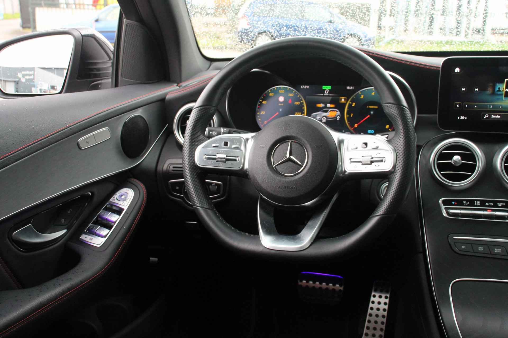 Mercedes-Benz GLC 300 4MATIC Premium Plus | Night pakket | AMG | Panodak | Trekhaak - 19/35