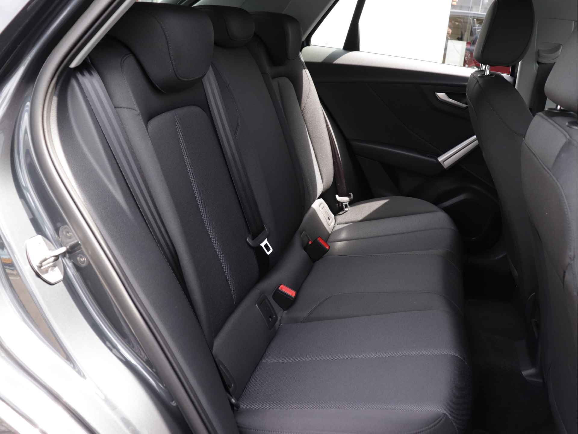 Audi Q2 30 TFSI Advanced edition 110pk | Stoelverwarming | Camera | Adaptive Cruise | Smartphone interface | - 14/37