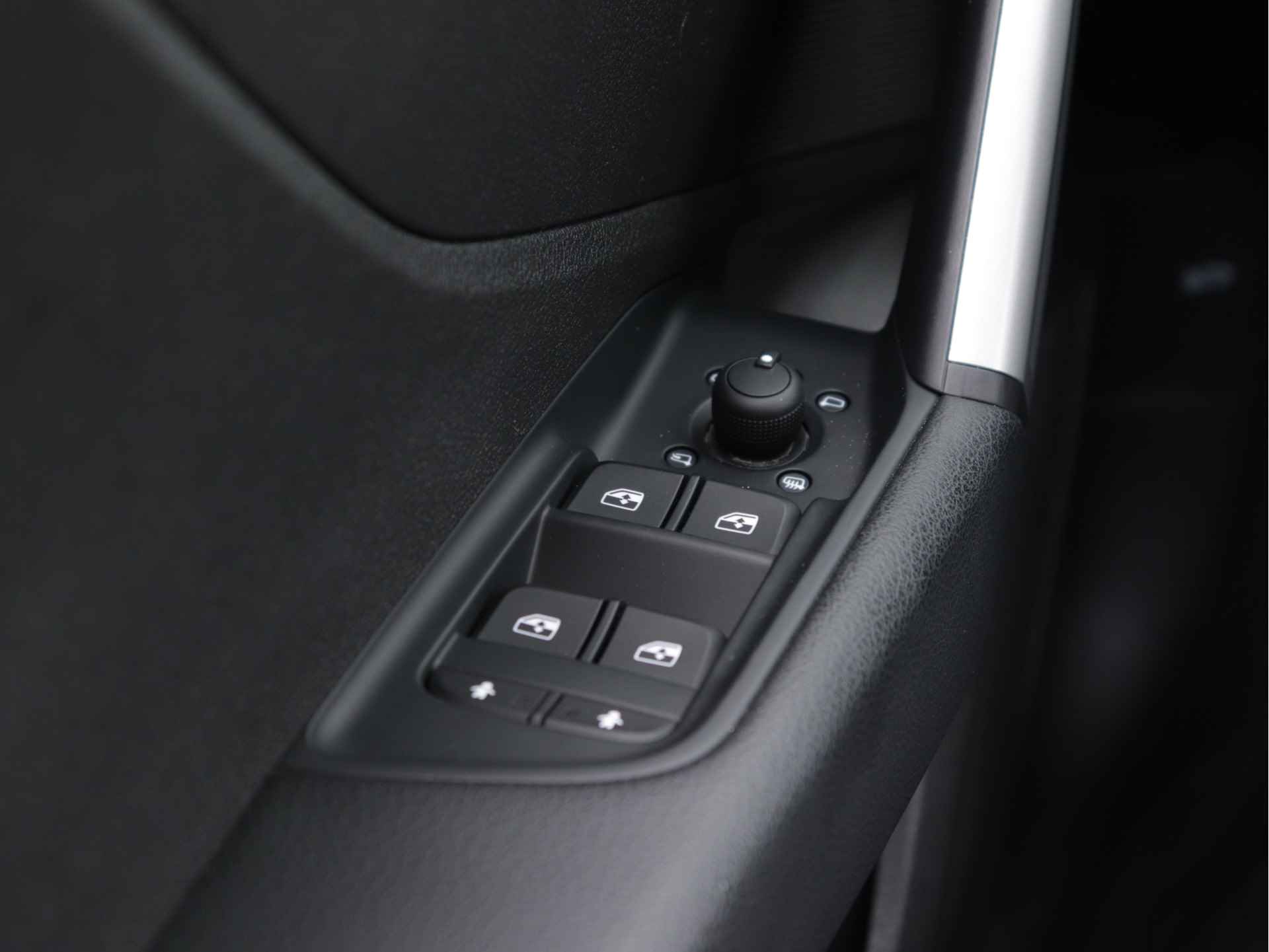 Audi Q2 30 TFSI Advanced edition 110pk | Stoelverwarming | Camera | Adaptive Cruise | Smartphone interface | - 26/37