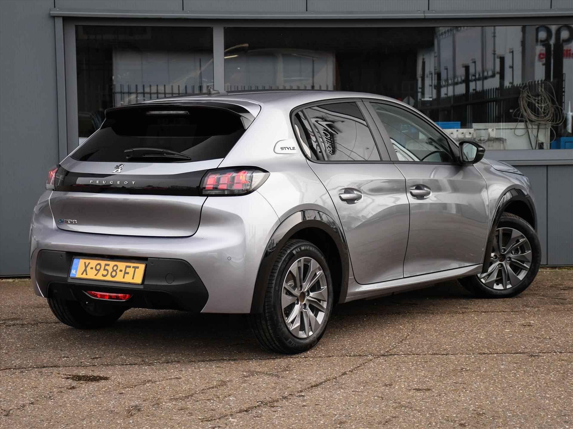 Peugeot e-208 Style 50kWh 136pk Automaat NAVI | CRUISE | CLIMA | 16''LM | PDC + CAMERA | DAB | USB | LANE ASSIST | PRIVACY GLASS - 4/26